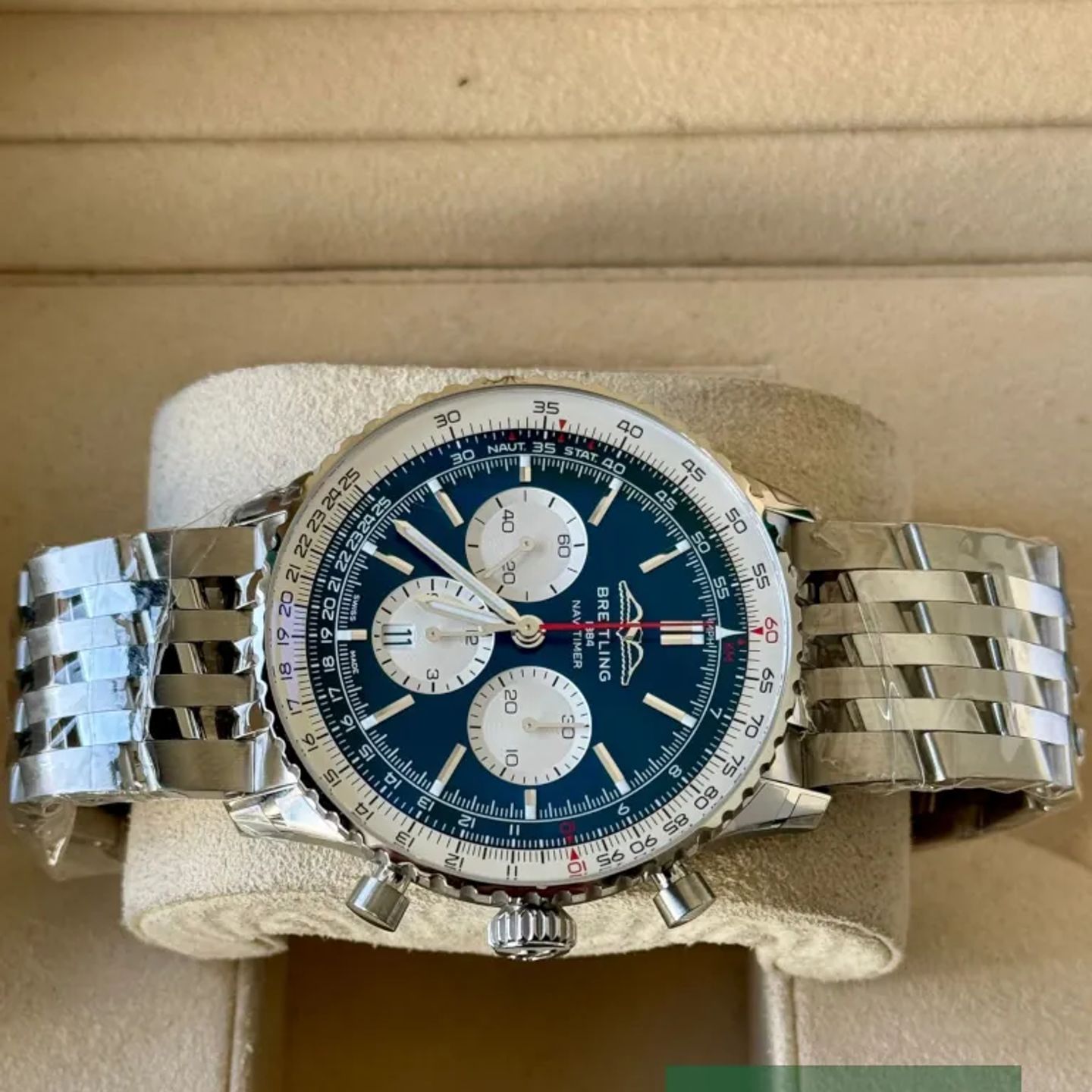 Breitling Navitimer 01 (46 MM) AB0137211C1A1 - (4/7)