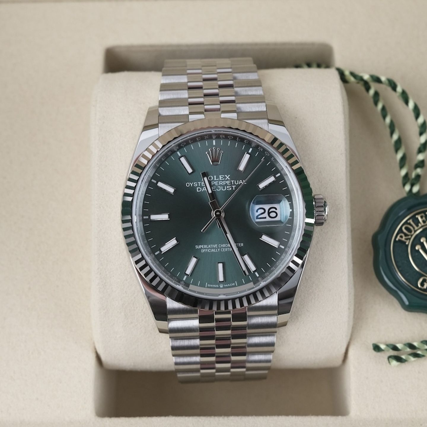 Rolex Datejust 36 126234 (2026) - Green dial 36 mm Steel case (2/8)
