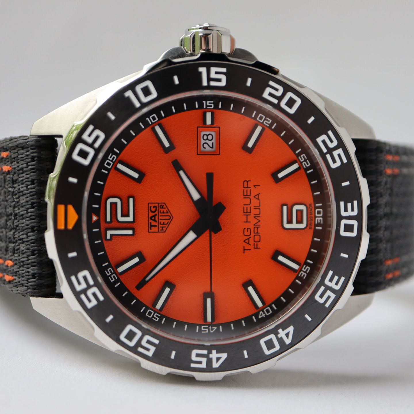 TAG Heuer Formula 1 Quartz WAZ101A - (2/8)