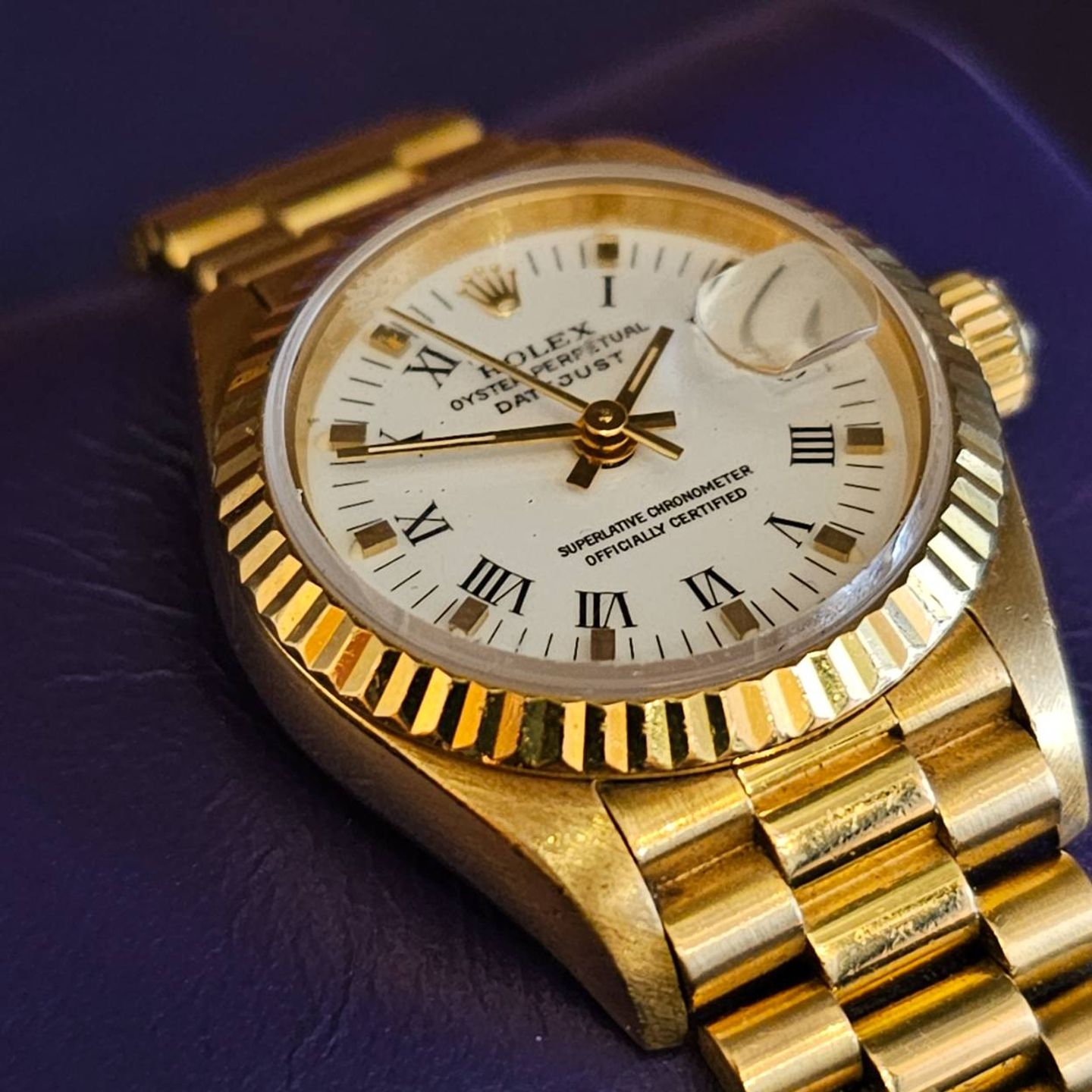 Rolex Lady-Datejust 69178 (1997) - White dial 26 mm Yellow Gold case (4/5)