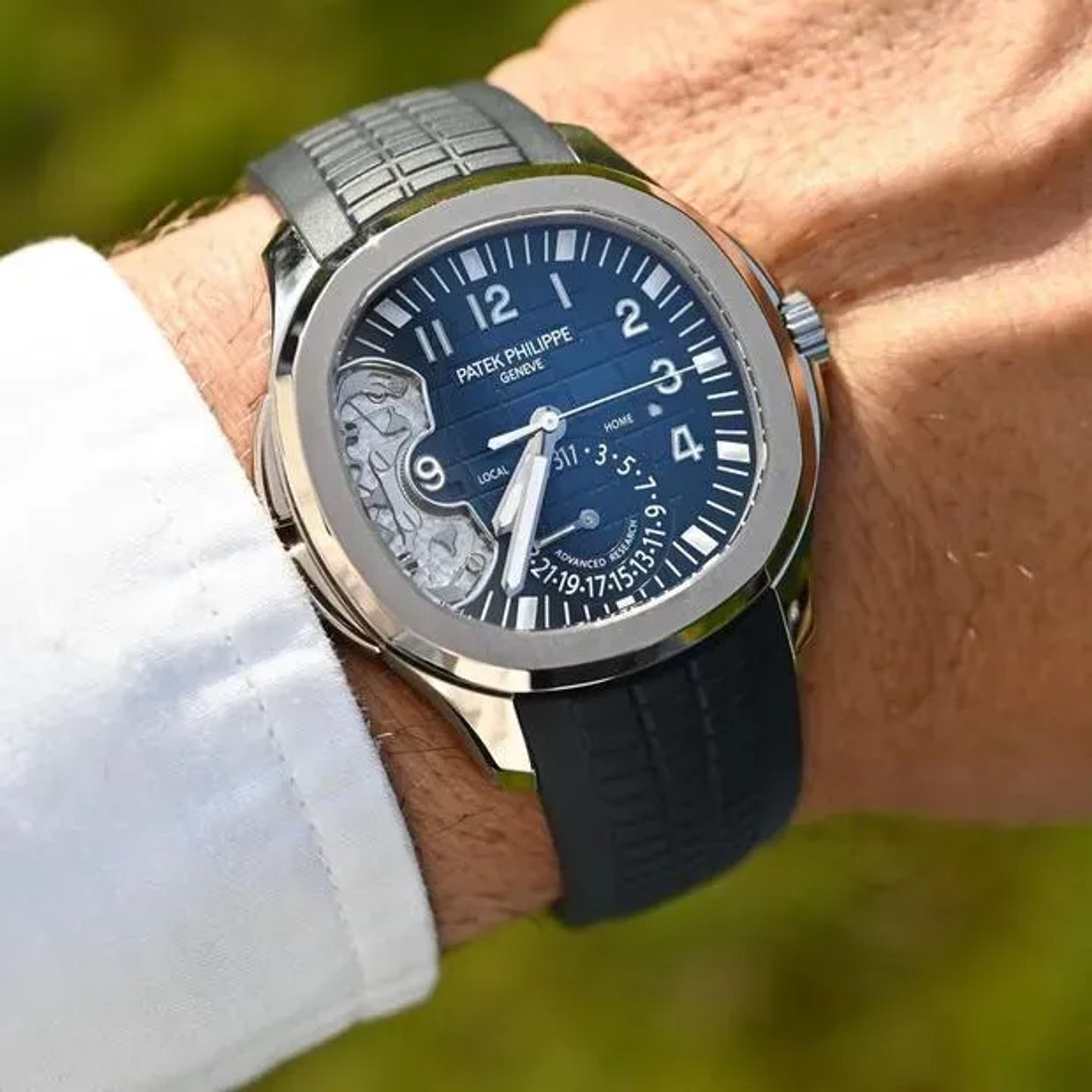 Patek Philippe Aquanaut 5650G-001 (2017) - Blauw wijzerplaat 41mm Witgoud (3/6)