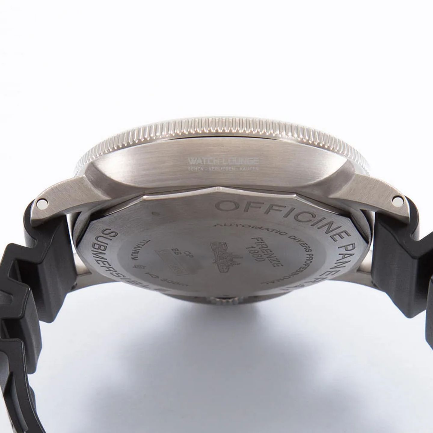 Panerai Luminor Submersible 1950 3 Days Automatic PAM01305 (2021) - Black dial 47 mm Titanium case (7/8)