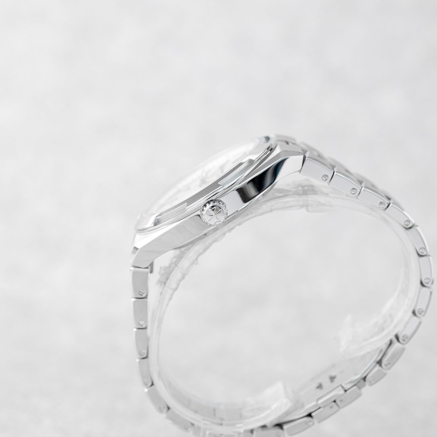 Vacheron Constantin Overseas 4500V/110A-B126 (2025) - 42mm Staal (5/8)