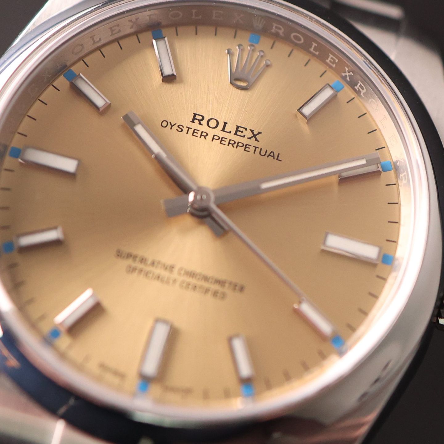 Rolex Oyster Perpetual 34 114200 - (2/3)