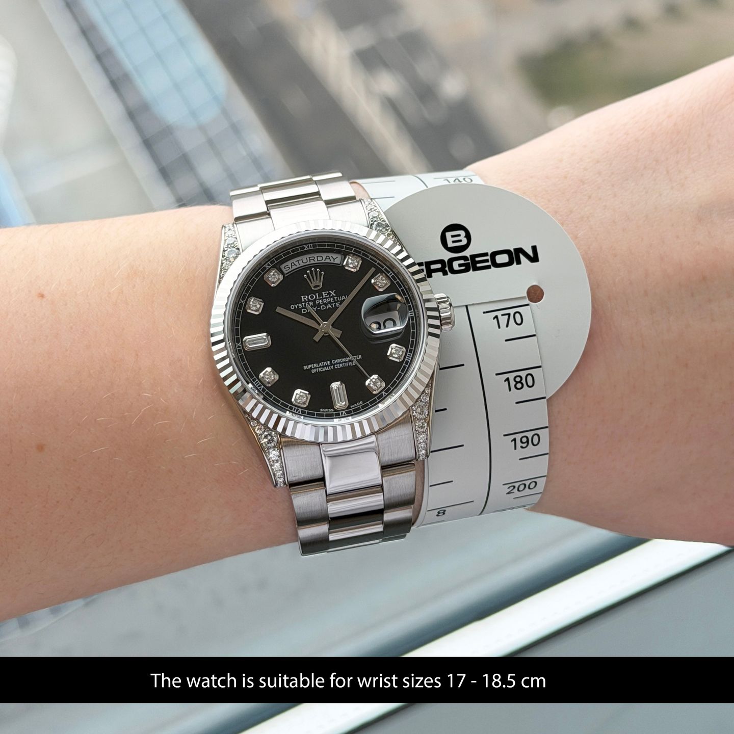 Rolex Day-Date 36 118339 (2009) - Black dial 36 mm White Gold case (2/8)