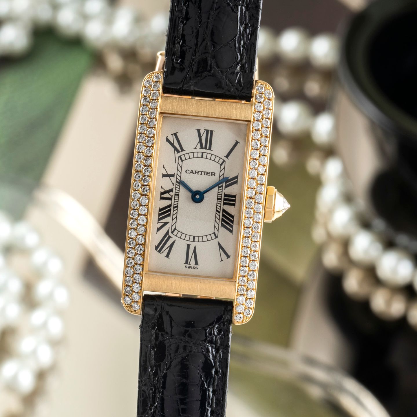 Cartier Tank Américaine WB701251 (Unknown (random serial)) - Silver dial 19 mm Yellow Gold case (3/8)