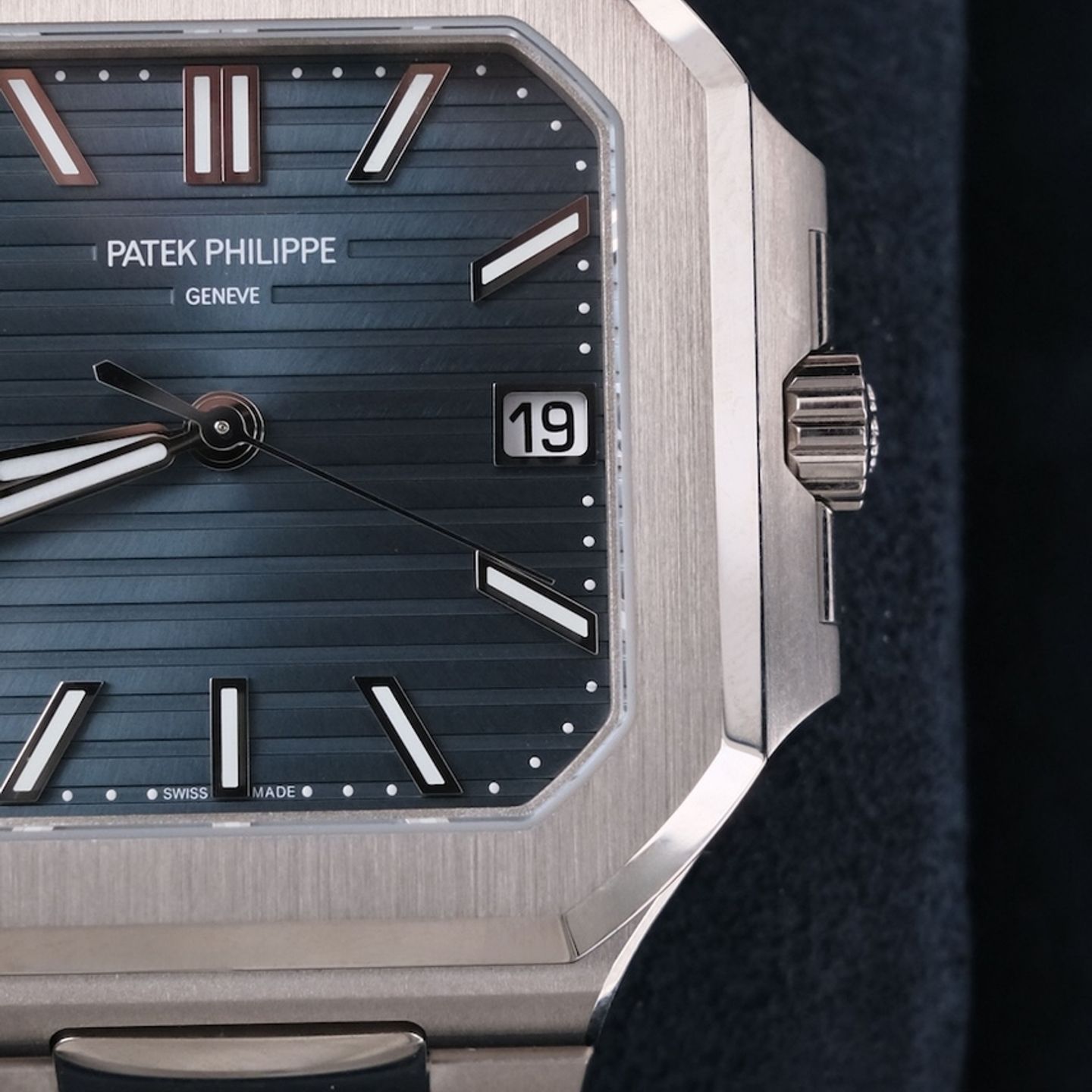 Patek Philippe Cubitus 7128/1G-001 - (3/8)