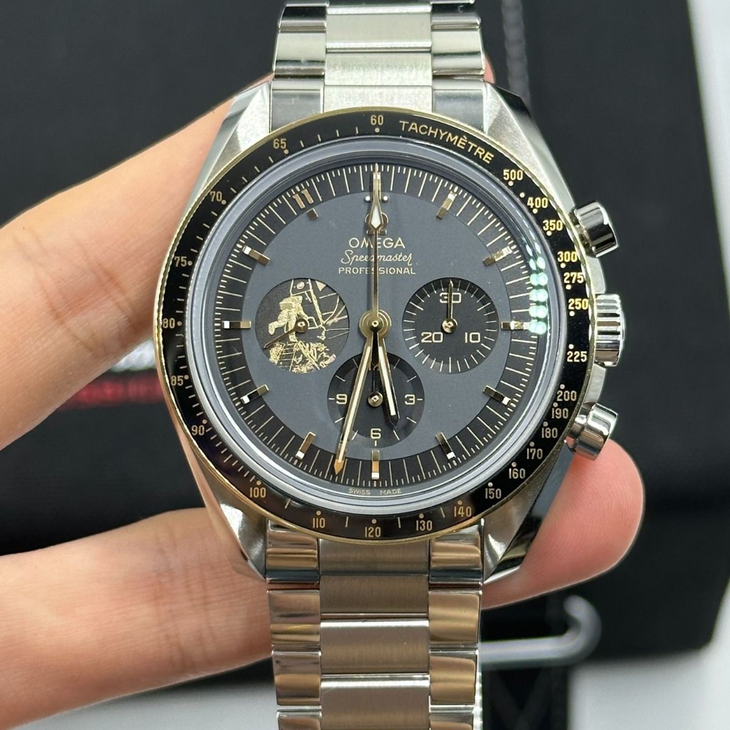 Omega Speedmaster Professional Moonwatch 310.20.42.50.01.001 (2024) - Zwart wijzerplaat 42mm Staal (8/8)