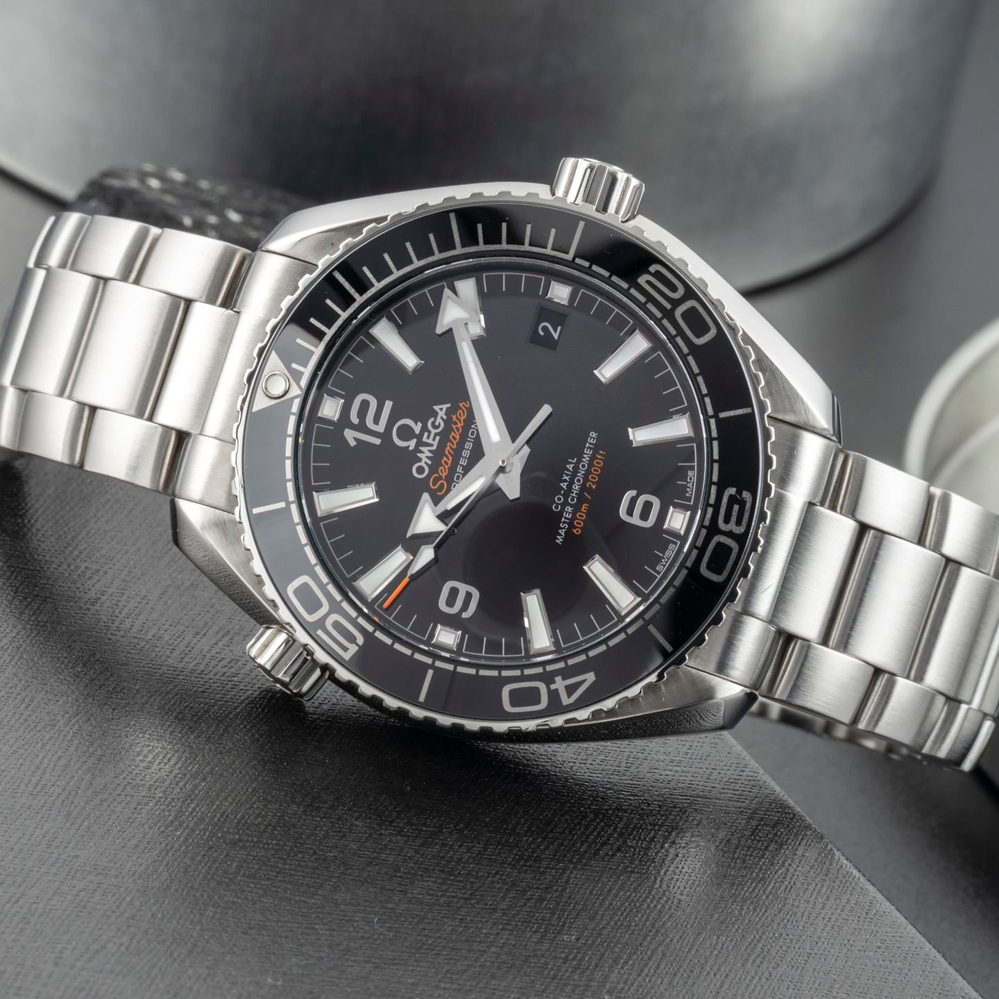 Omega Seamaster Planet Ocean 215.30.40.20.01.001 (Unknown (random serial)) - Black dial 40 mm Steel case (2/8)