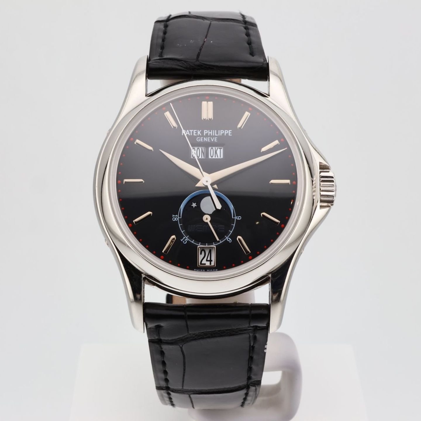 Patek Philippe Annual Calendar 5125P-001 (2003) - Black dial 37 mm Platinum case (1/8)