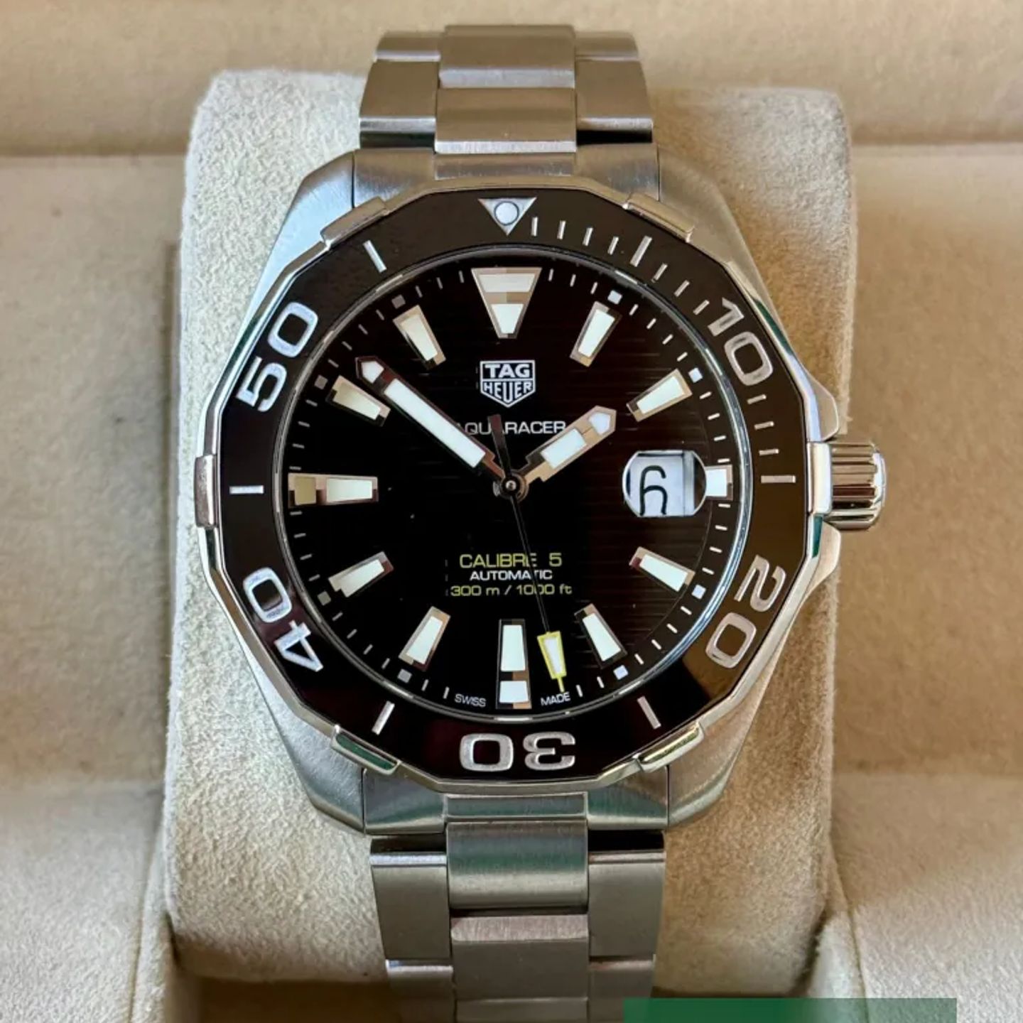 TAG Heuer Aquaracer 300M WAY201A (2019) - Black dial 43 mm Steel case (2/7)