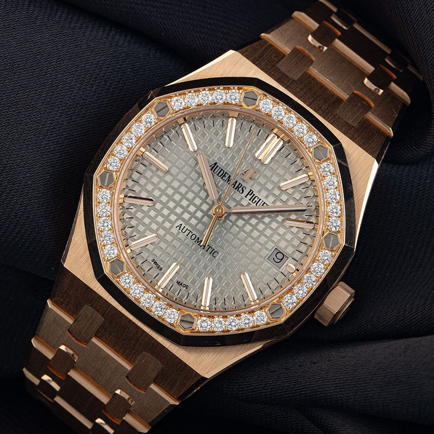 Audemars Piguet Royal Oak Lady 15451OR.ZZ.1256OR.02 - (3/7)