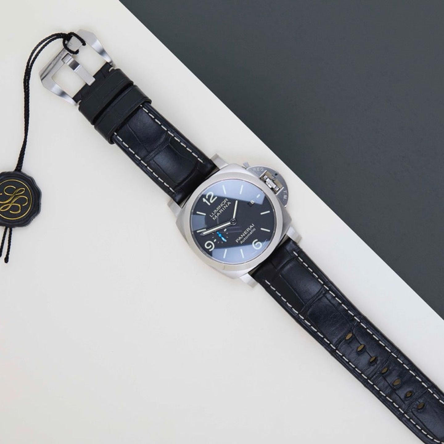 Panerai Luminor Marina 1950 3 Days Automatic PAM01312 (2021) - Black dial 44 mm Steel case (2/8)
