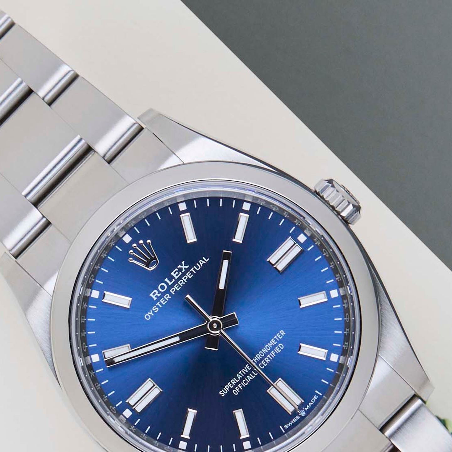 Rolex Oyster Perpetual 36 126000 (2024) - 36 mm Steel case (3/8)