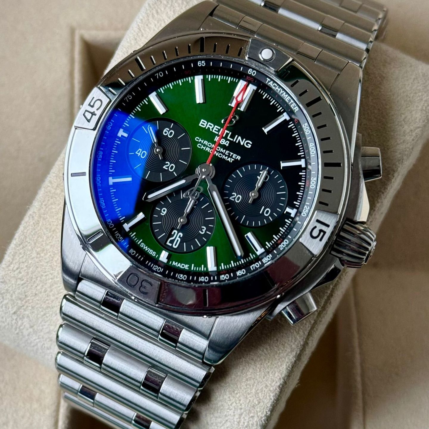 Breitling Chronomat 42 AB0134101L1A1 (2021) - Groen wijzerplaat 42mm Staal (3/7)