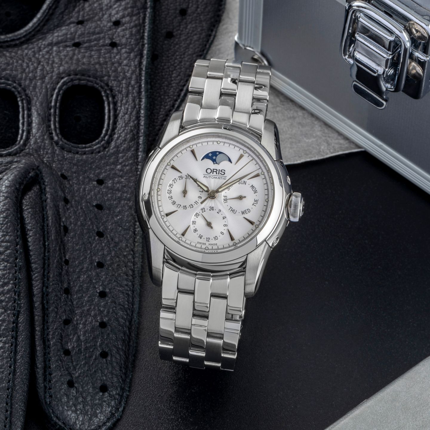 Unknown Unknown 581 7554 4051 (2006) - (1/8)