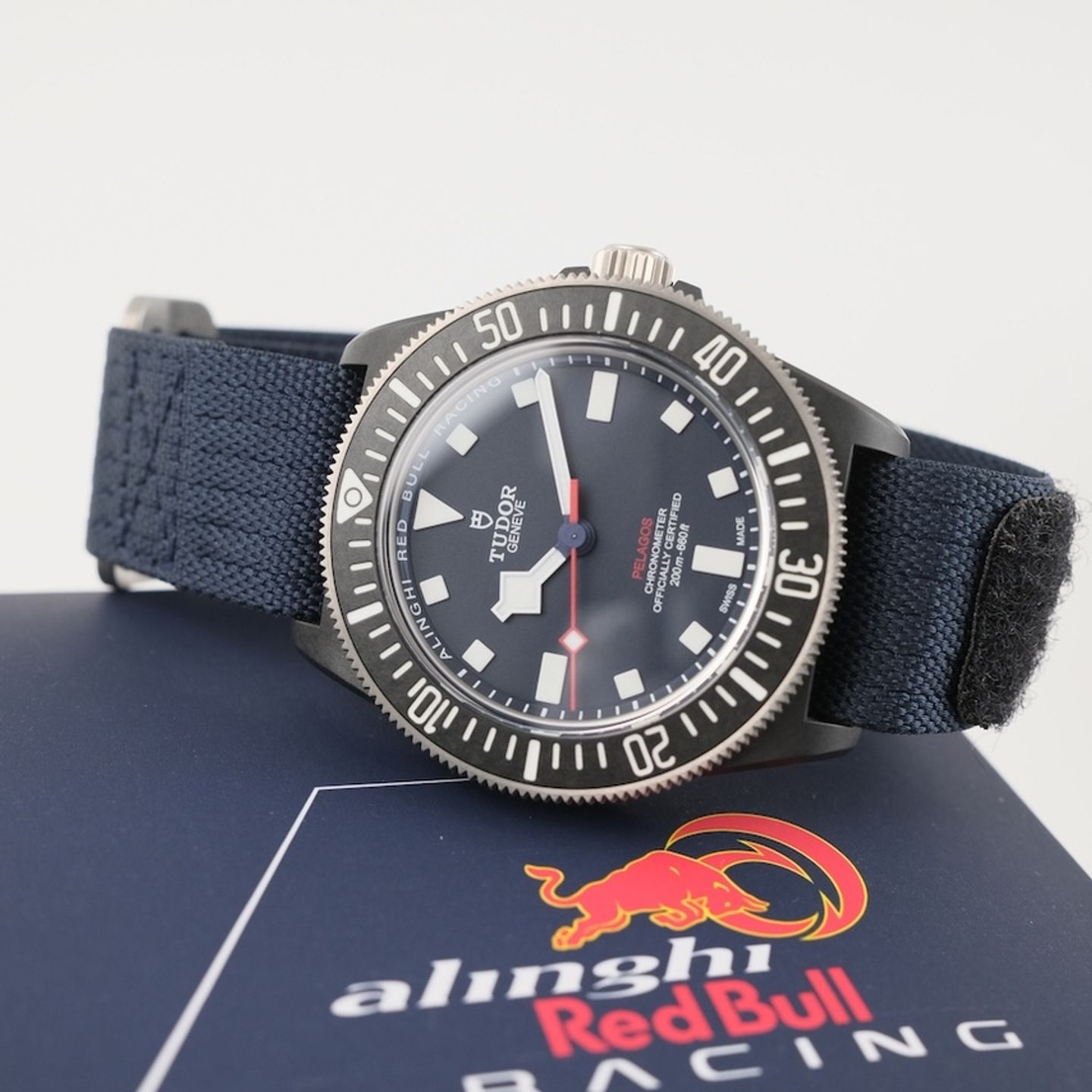 Tudor Pelagos 25707KN (2023) - Blue dial 42 mm Carbon case (7/8)