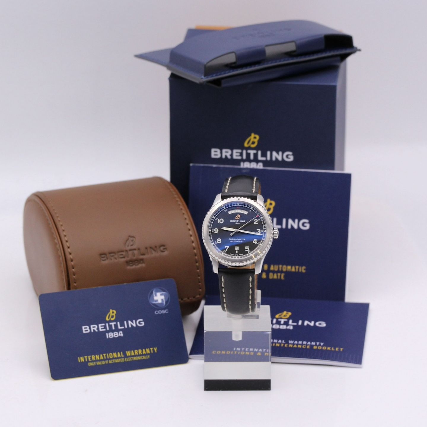 Breitling Navitimer 8 A45330101B1X1 (2021) - Black dial 41 mm Steel case (2/8)