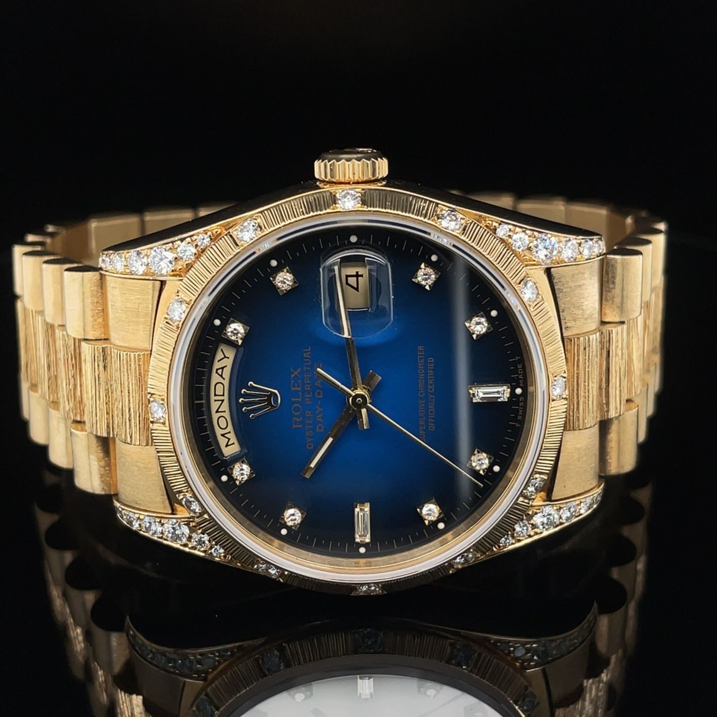 Rolex Day-Date 36 18338 (1991) - Blue dial 36 mm Yellow Gold case (7/8)