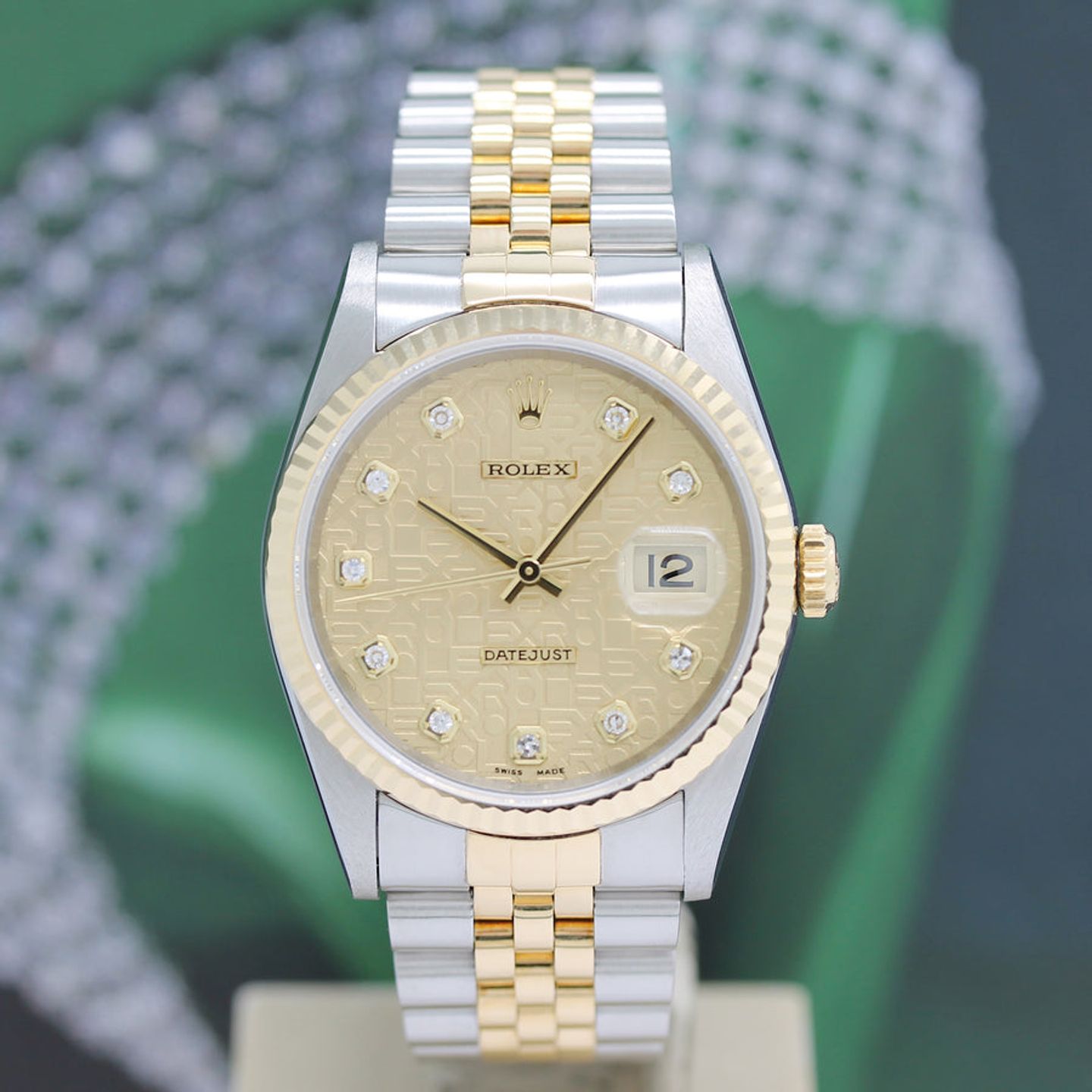 Rolex Datejust 36 16233 (1996) - Champagne dial 36 mm Gold/Steel case (3/8)