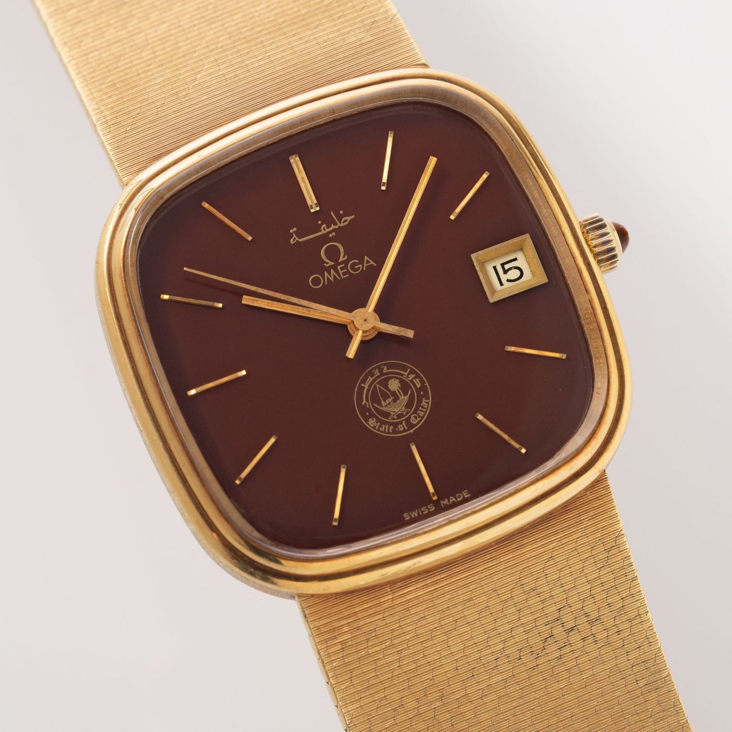 Omega Unknown Unknown (1970) - Red dial 32 mm Yellow Gold case (3/8)
