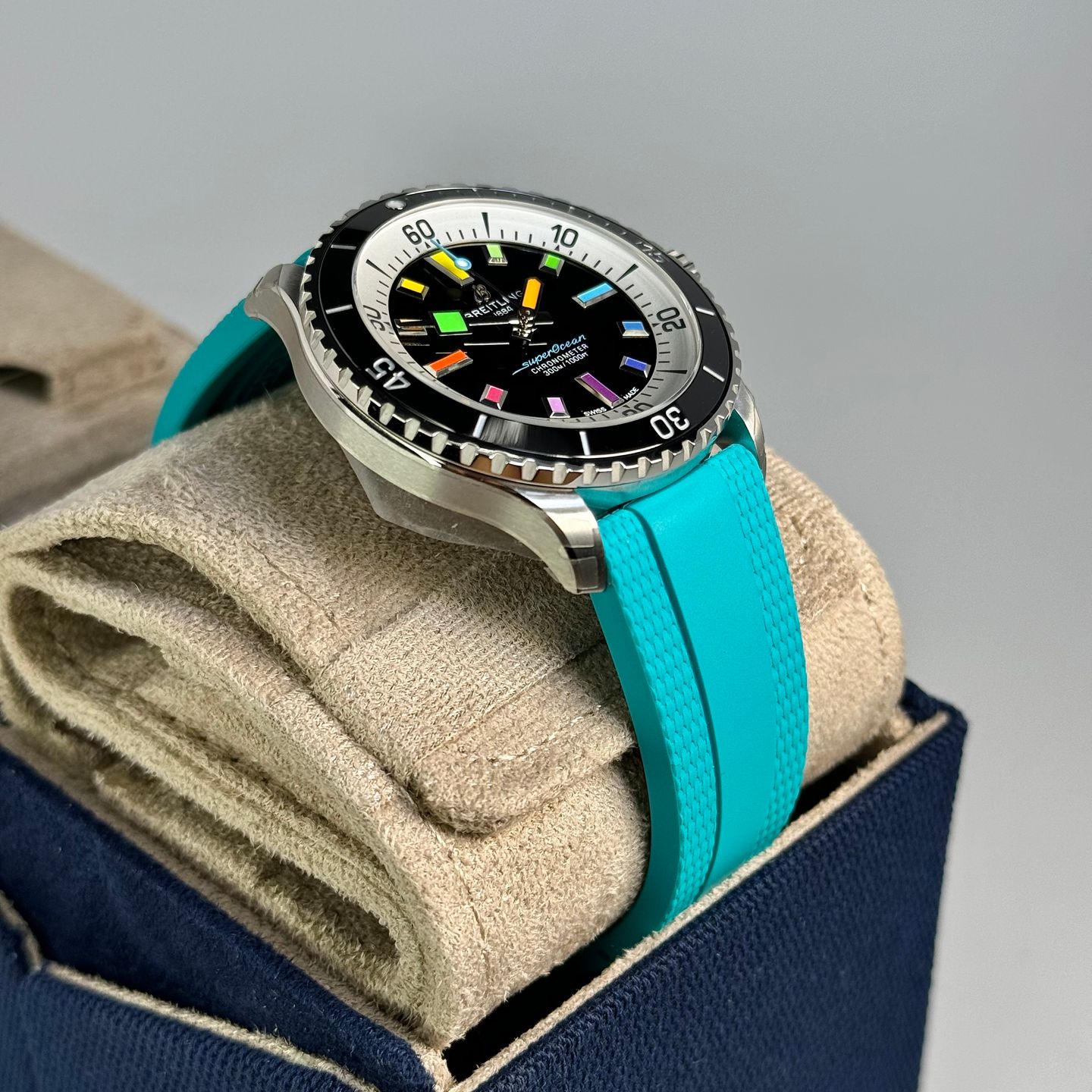 Breitling Superocean 42 A17375211B2S2 (2024) - Zwart wijzerplaat Onbekend Staal (5/8)