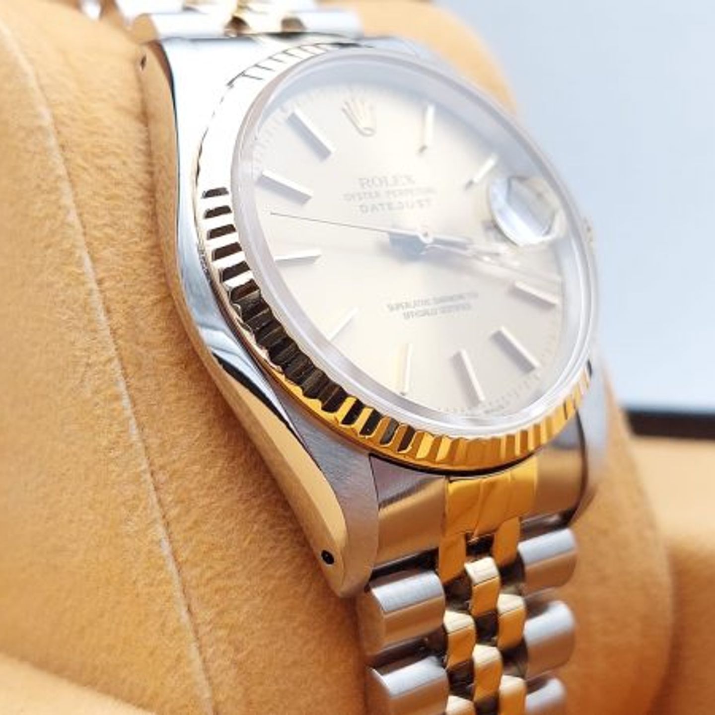 Rolex Datejust 36 16233 (1998) - Champagne dial 36 mm Gold/Steel case (4/8)