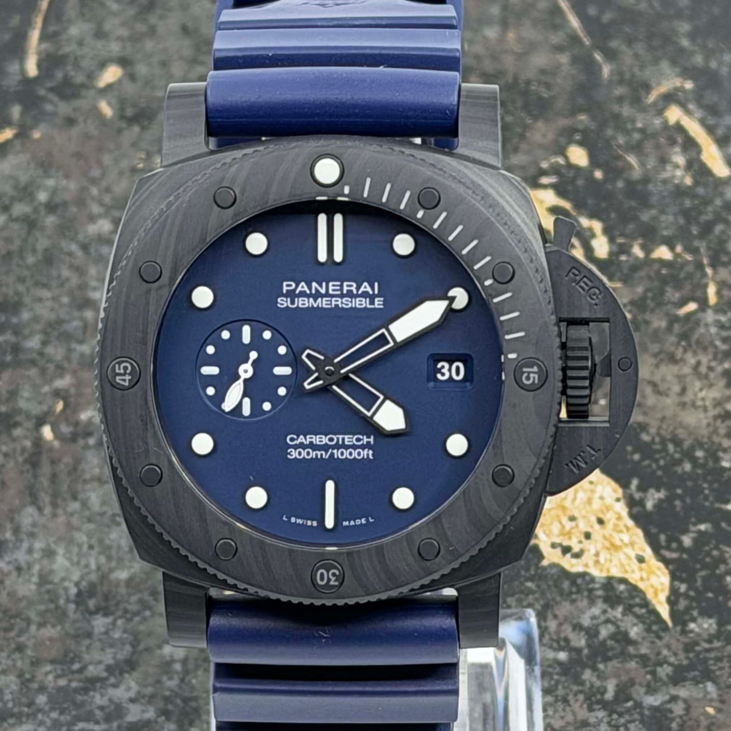Panerai Luminor Submersible PAM01232 - (2/8)