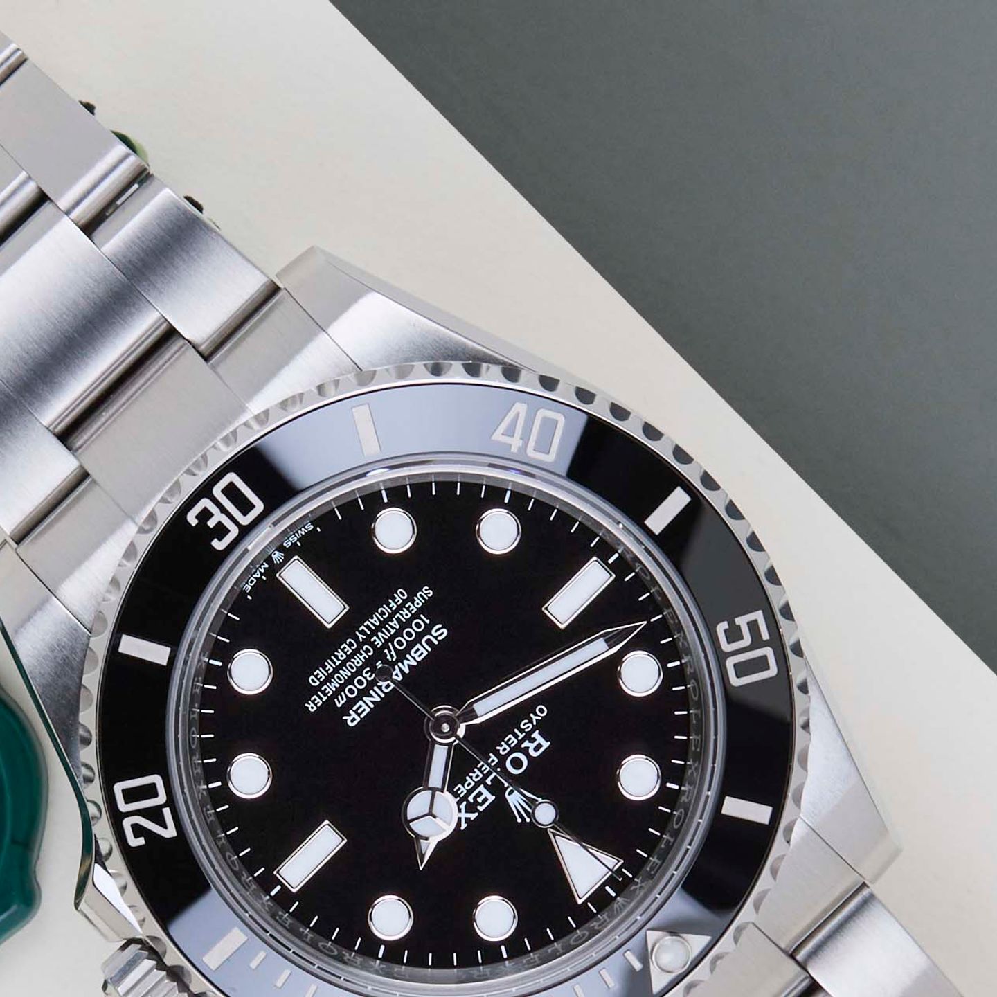 Rolex Submariner No Date 124060 (2021) - Black dial 41 mm Steel case (4/8)