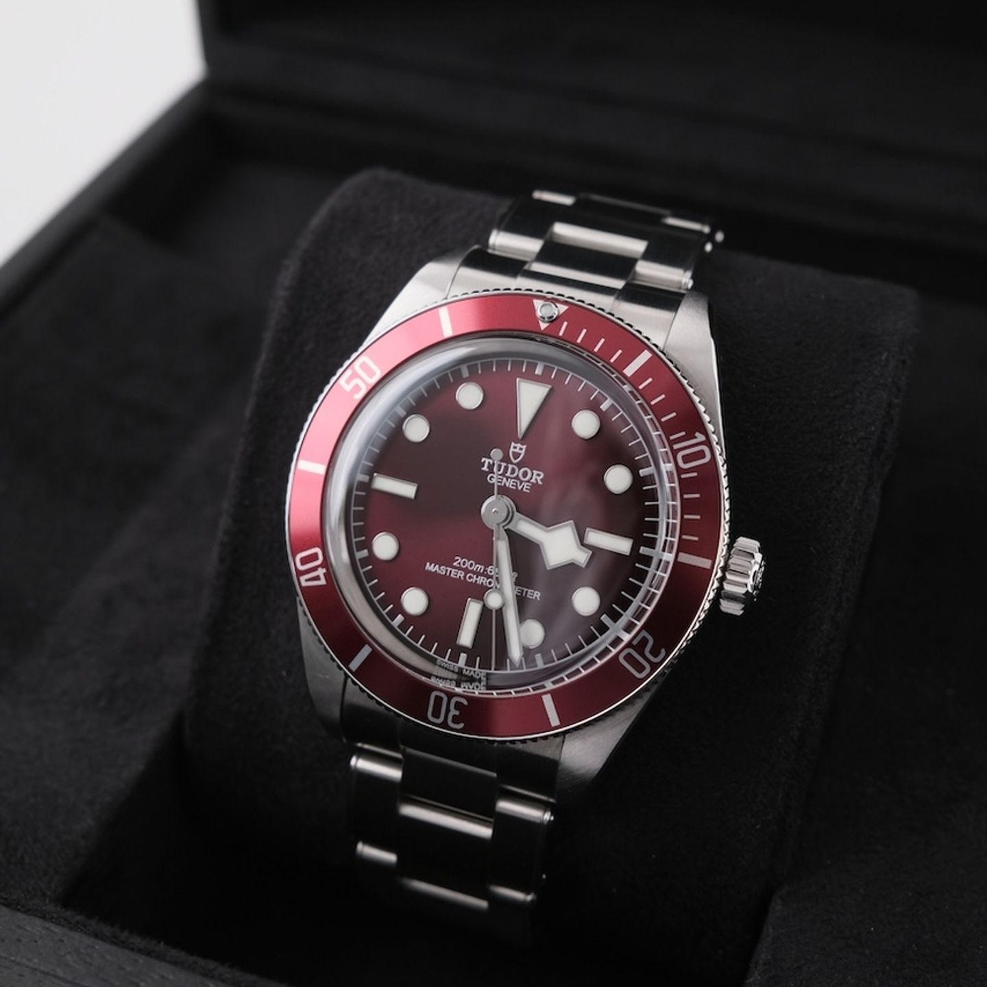 Tudor Black Bay Fifty-Eight 7939A1A0RU (2025) - Red dial 39 mm Steel case (2/8)