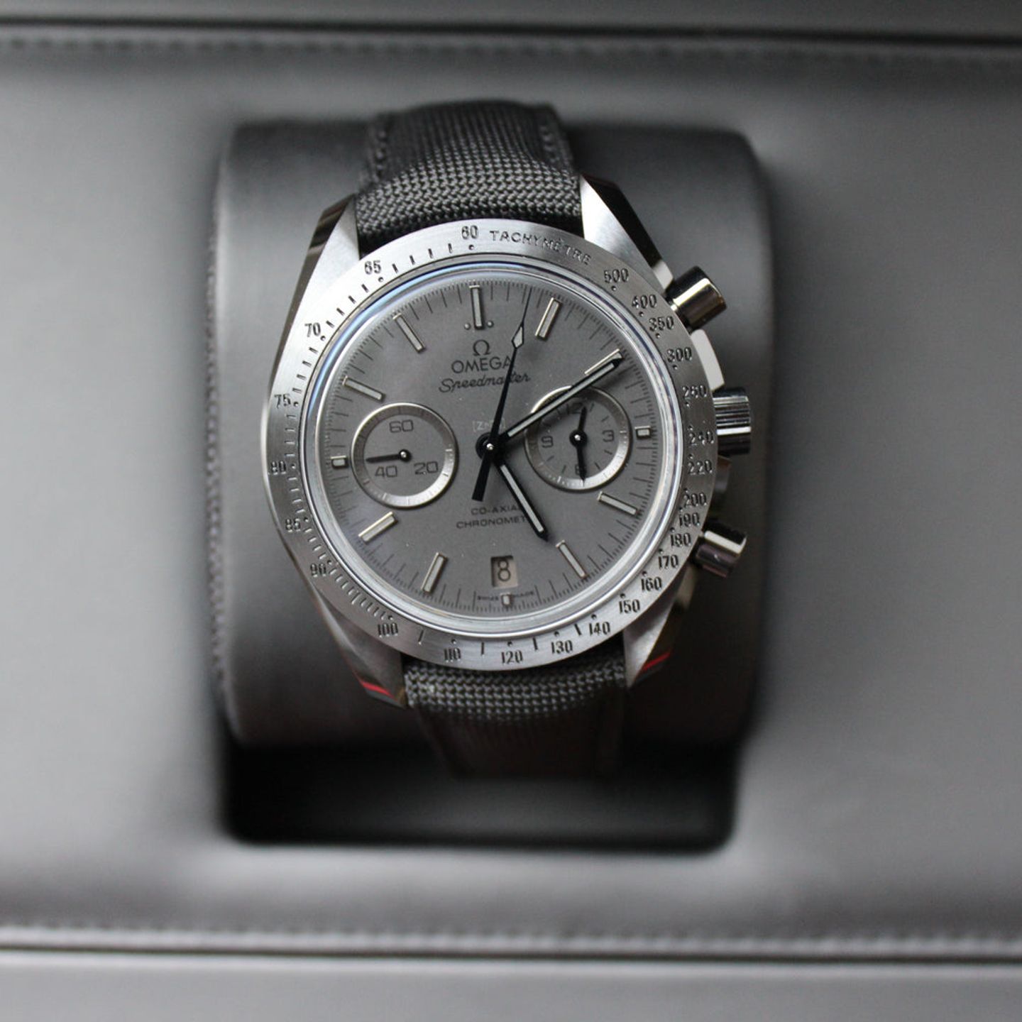 Omega Speedmaster 311.92.44.51.01.005 - (2/4)