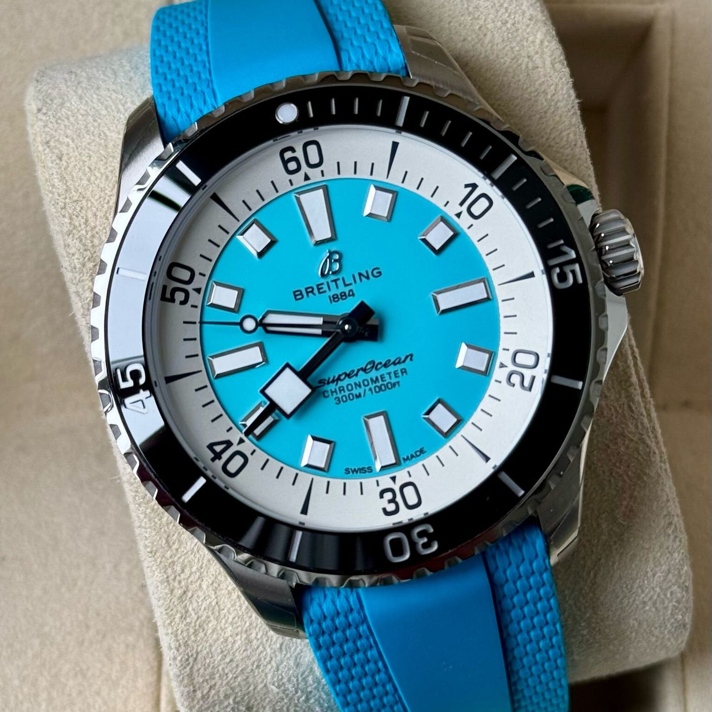 Breitling Superocean 44 A17376211L2S2 (2025) - Blauw wijzerplaat 45mm Staal (1/7)