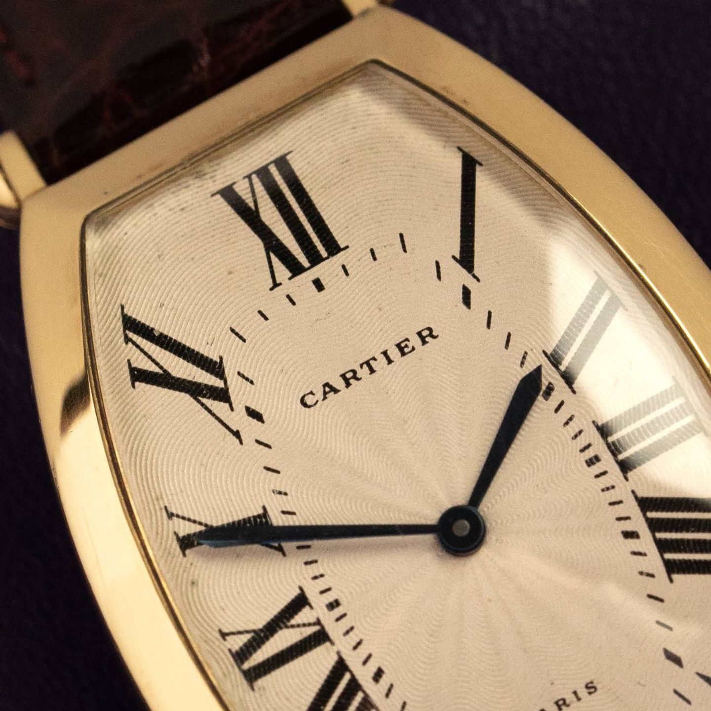 Cartier Tonneau Unknown - (2/6)