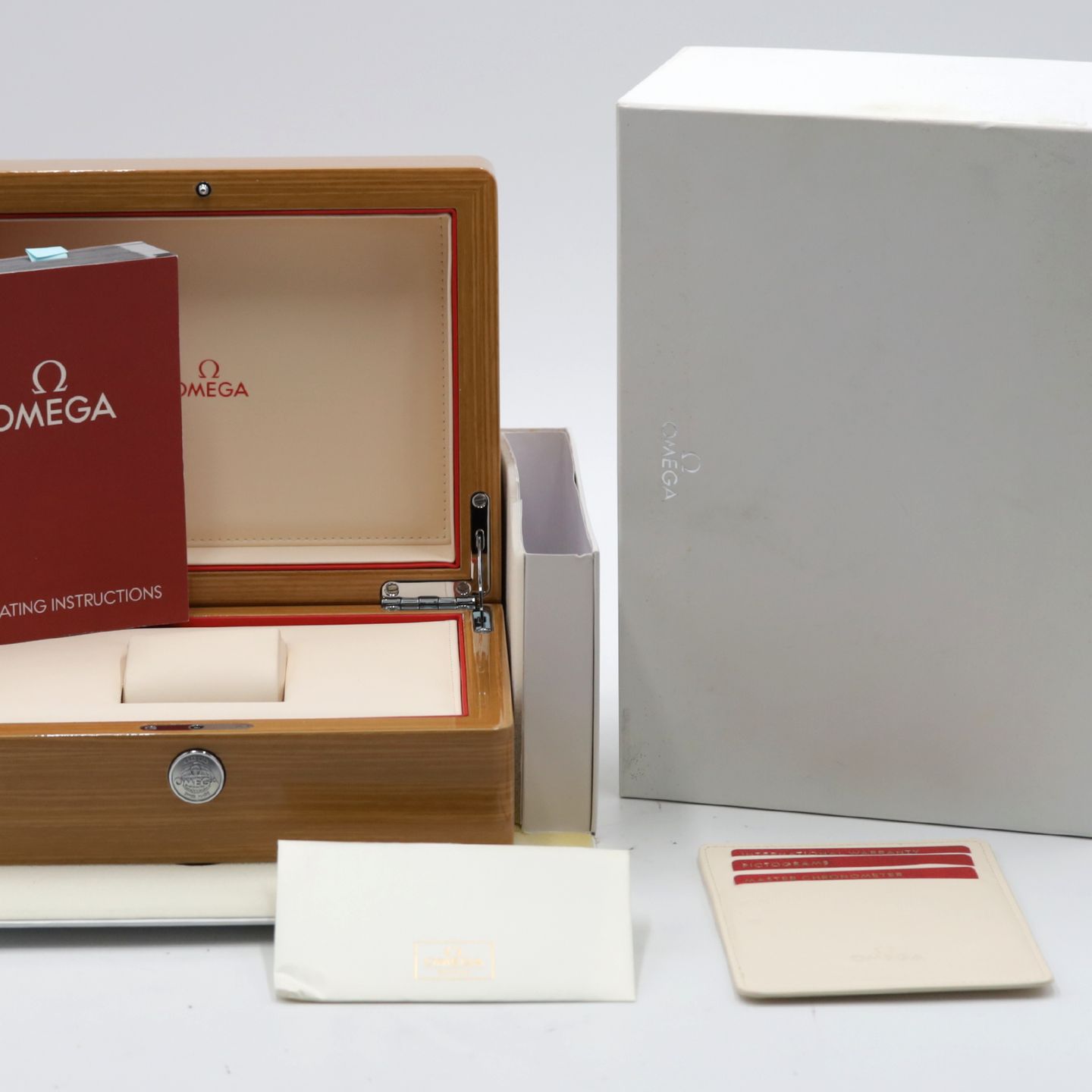 Omega Speedmaster Moonphase 304.23.44.52.06.001 (Unknown (random serial)) - Grey dial 44 mm Steel case (8/8)