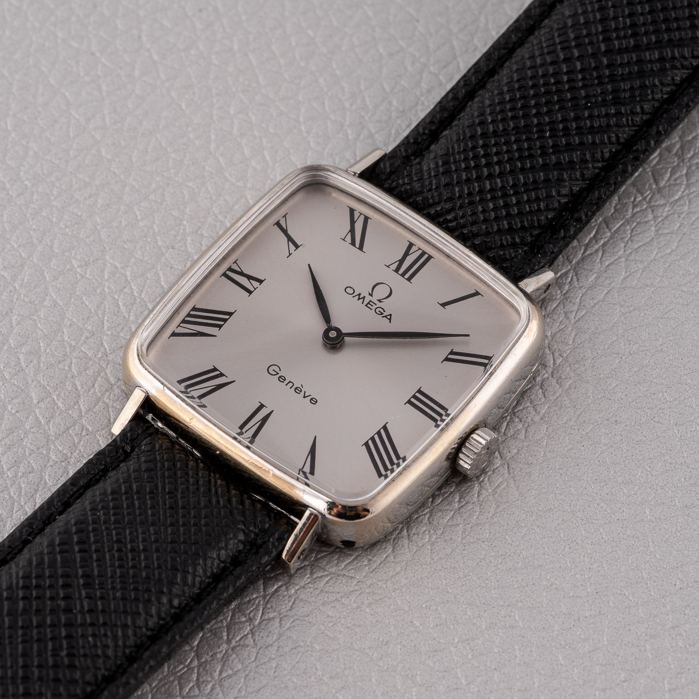 Omega Genève 511.0415 - (2/8)