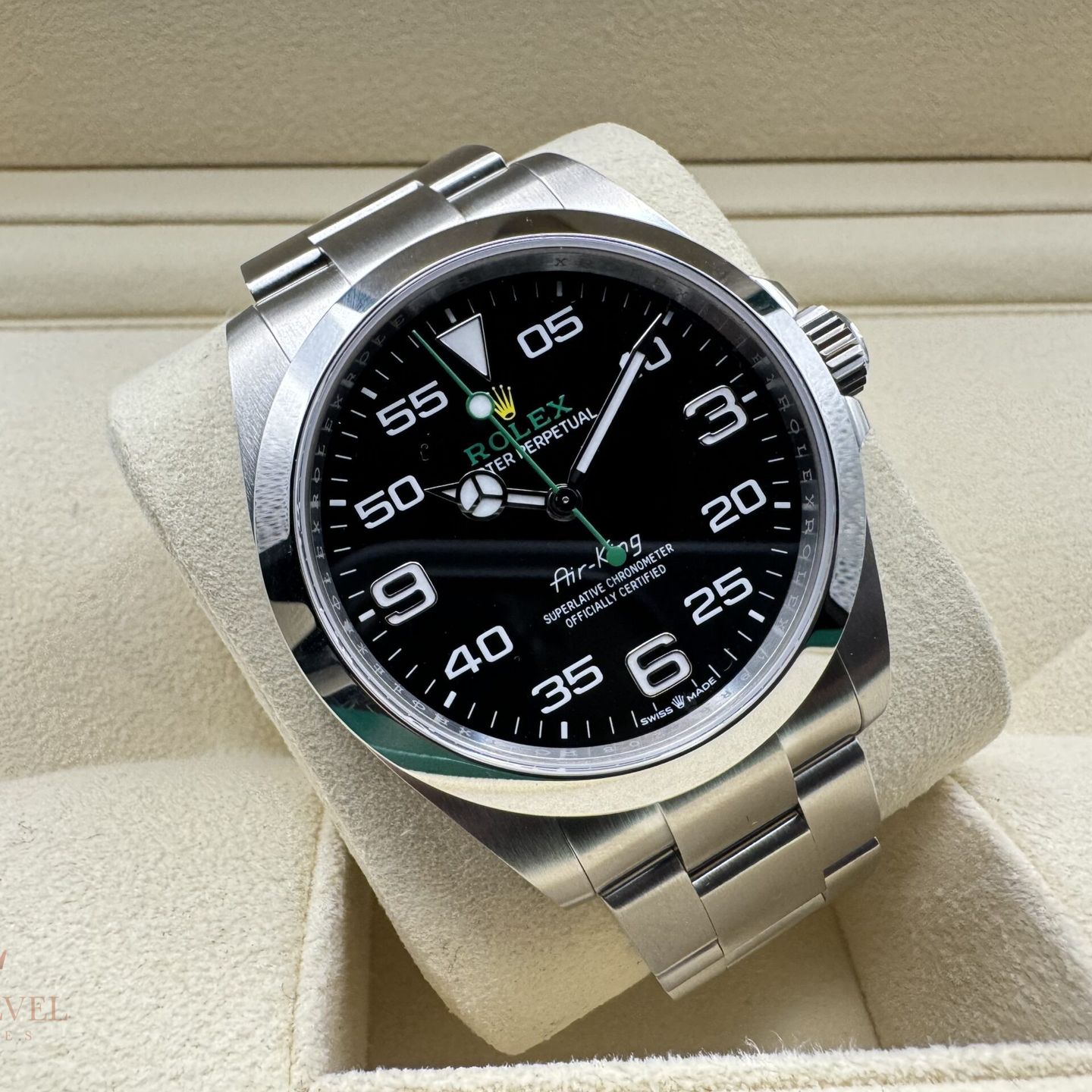 Rolex Air-King 126900 (2024) - Black dial 40 mm Steel case (1/8)