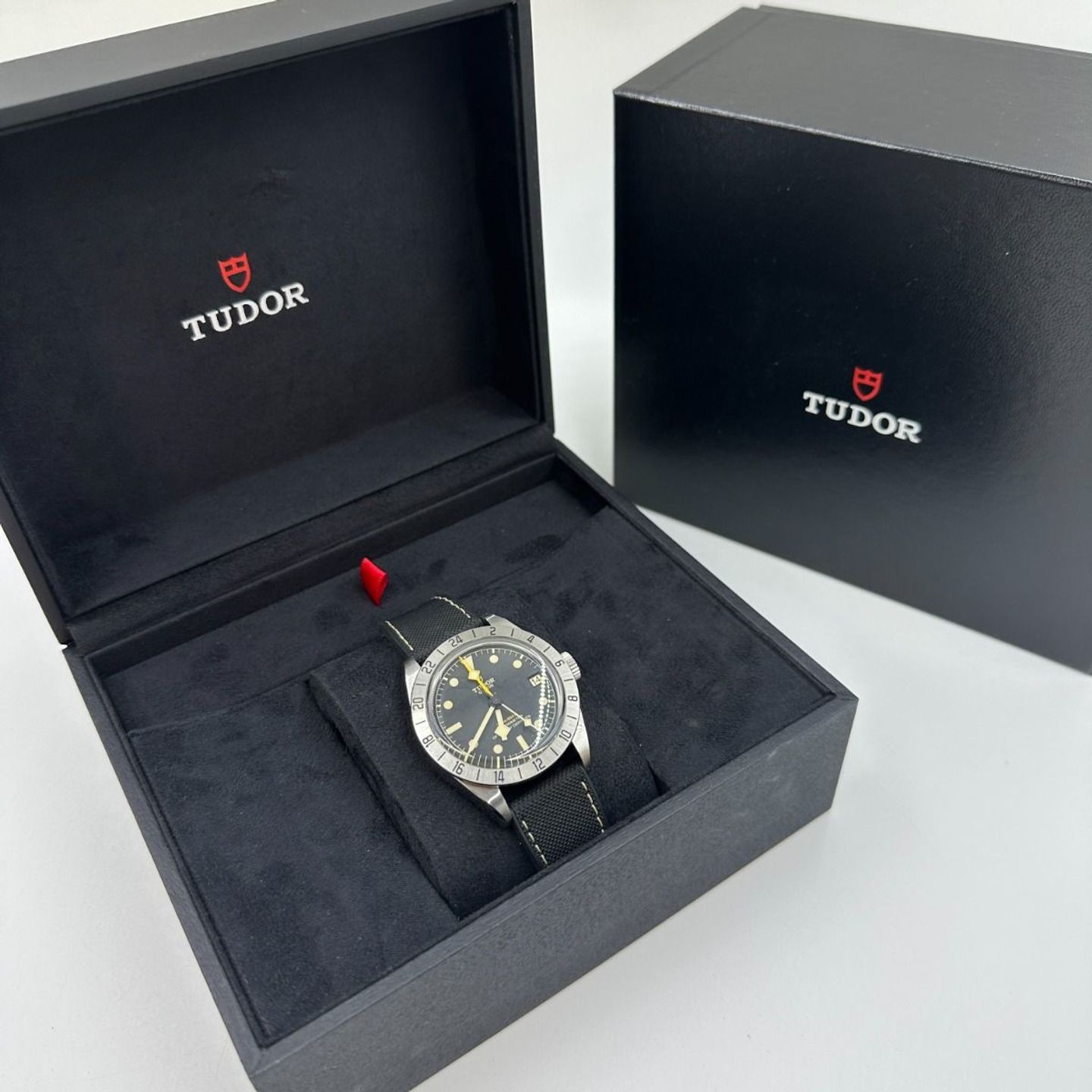 Tudor Black Bay 79470-0003 - (3/8)