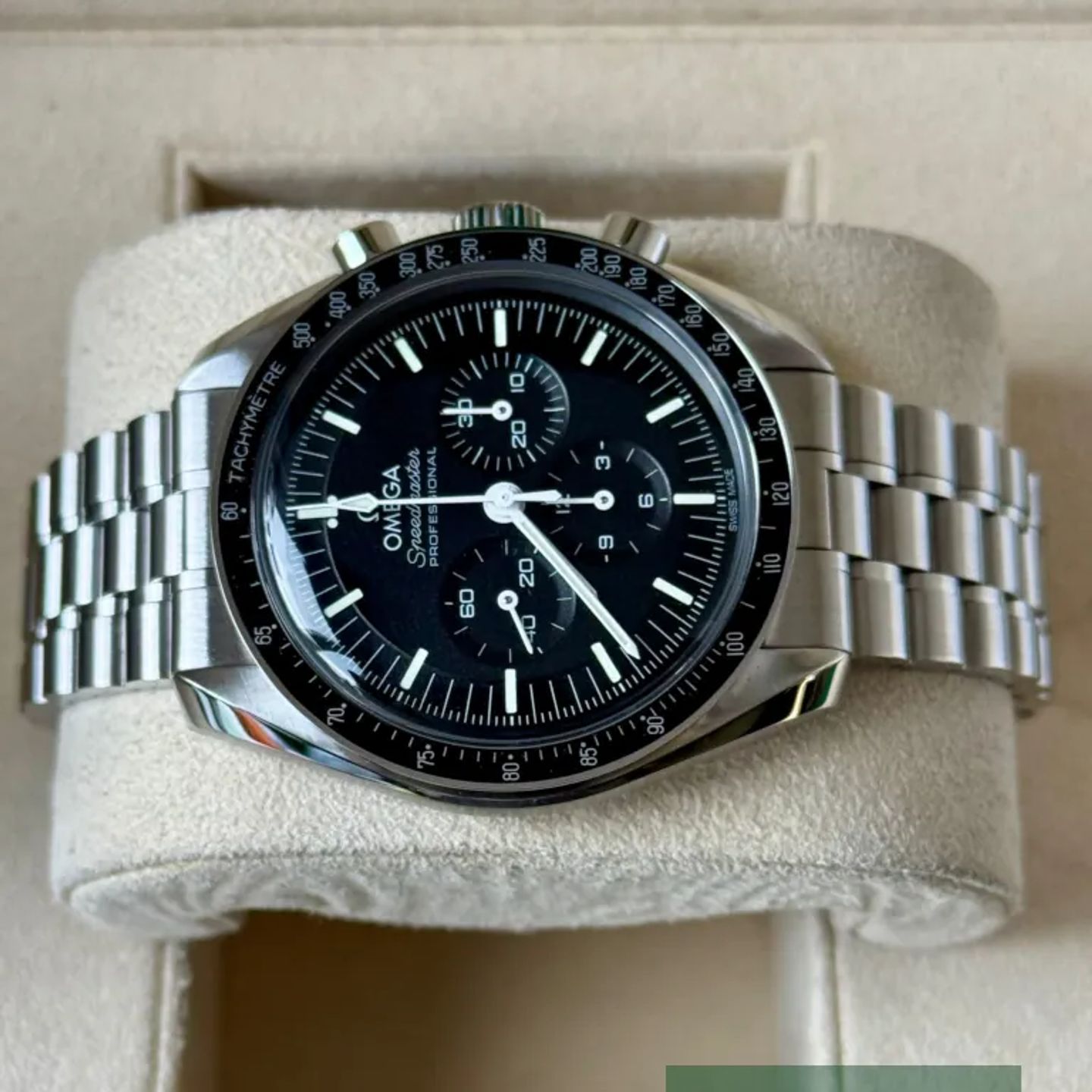Omega Speedmaster Professional Moonwatch 310.30.42.50.01.001 (2026) - Zwart wijzerplaat 42mm Staal (5/7)