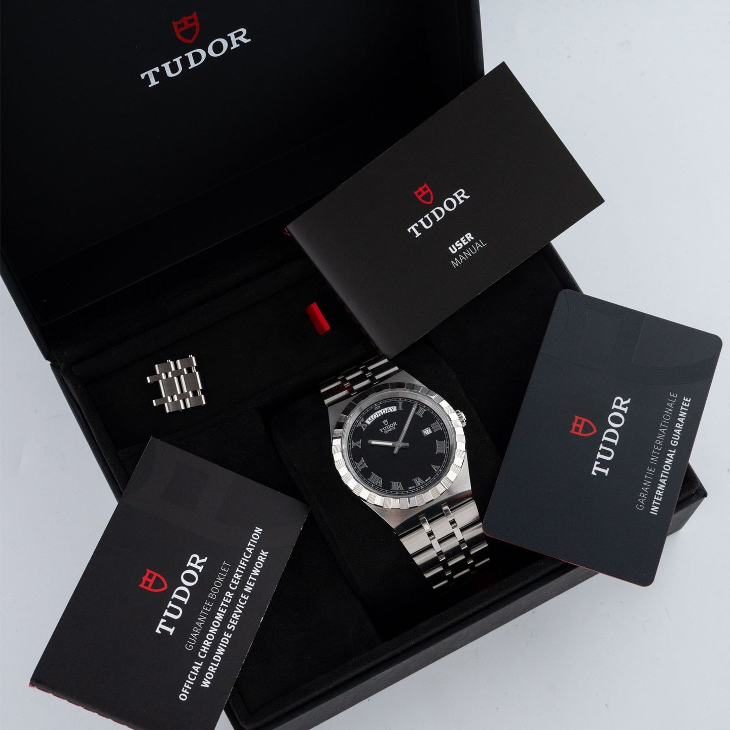 Tudor Royal 28600 (2023) - 41mm Staal (7/7)