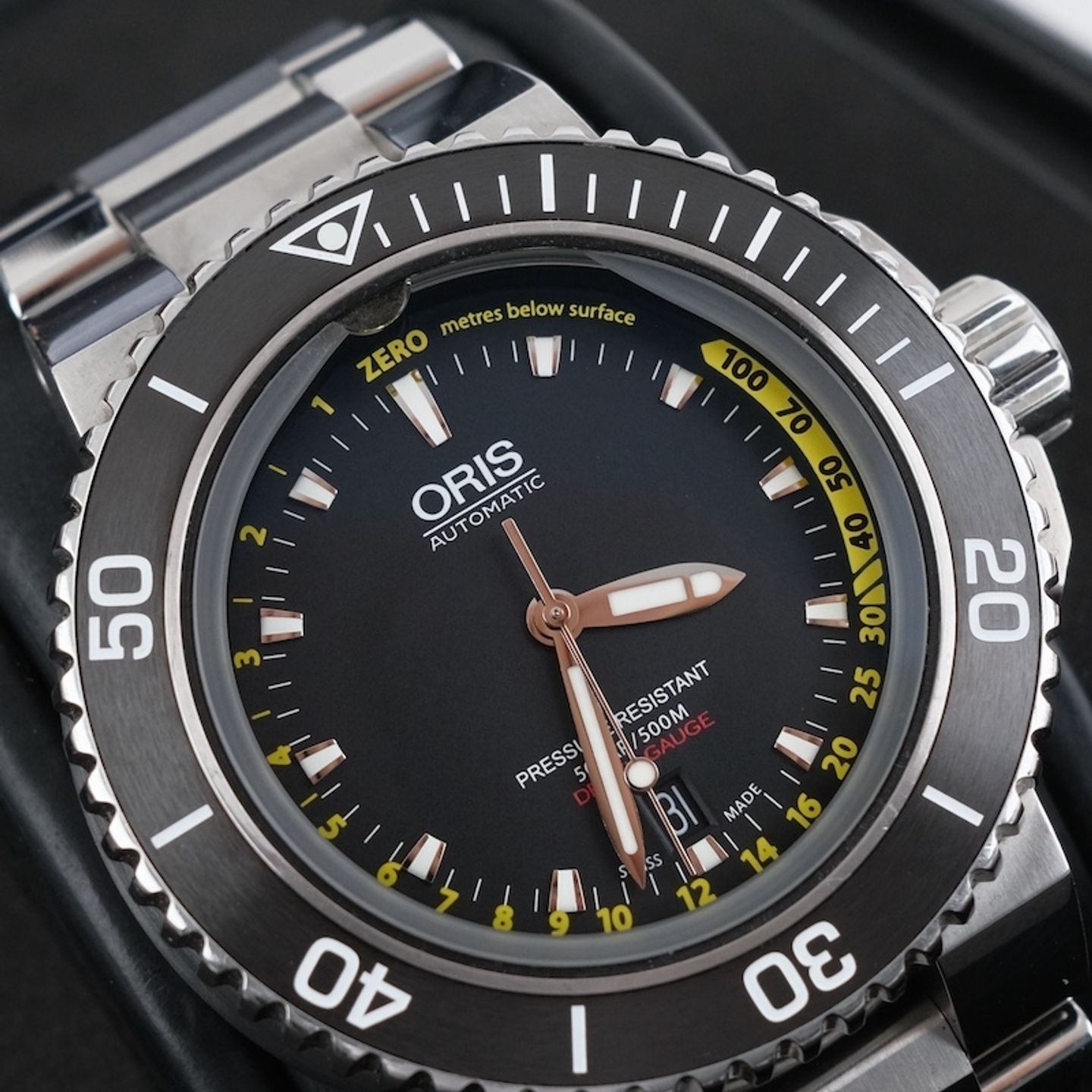 Oris Aquis Depth Gauge 01 733 7675 4154-Set RS (2016) - Zwart wijzerplaat 46mm Staal (2/8)