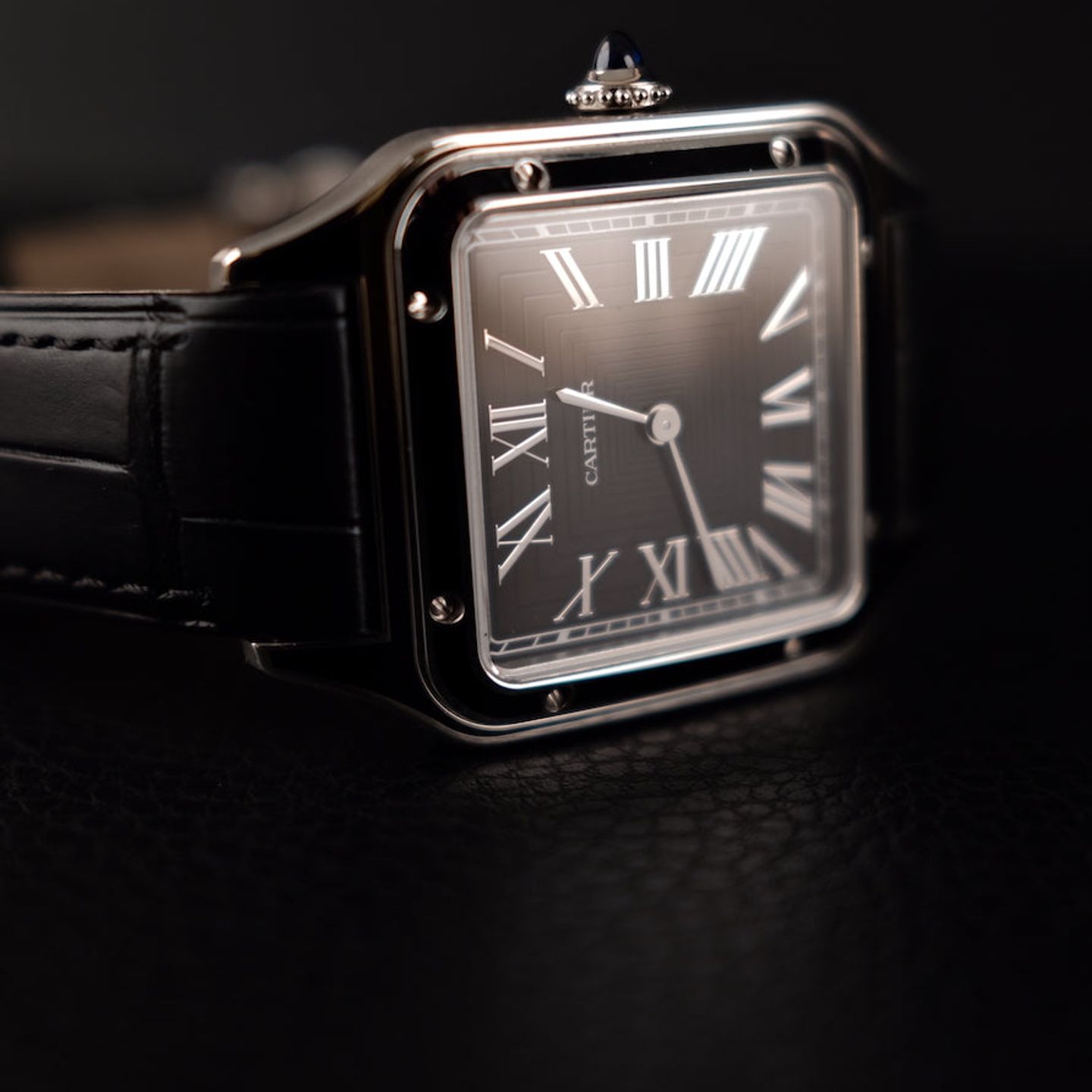 Cartier Santos Dumont WSSA0046 (2023) - Black dial 31 mm Steel case (4/8)