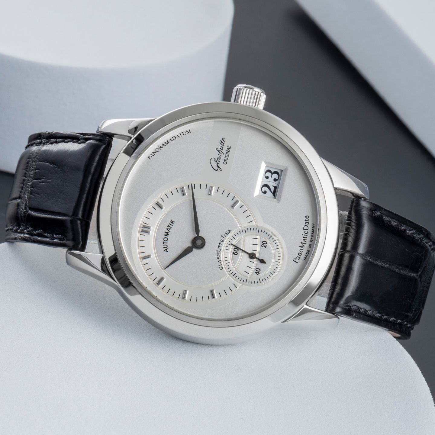 Glashütte Original PanoMaticDate 1-90-01-02-02-04 (2008) - Silver dial 40 mm Steel case (2/8)