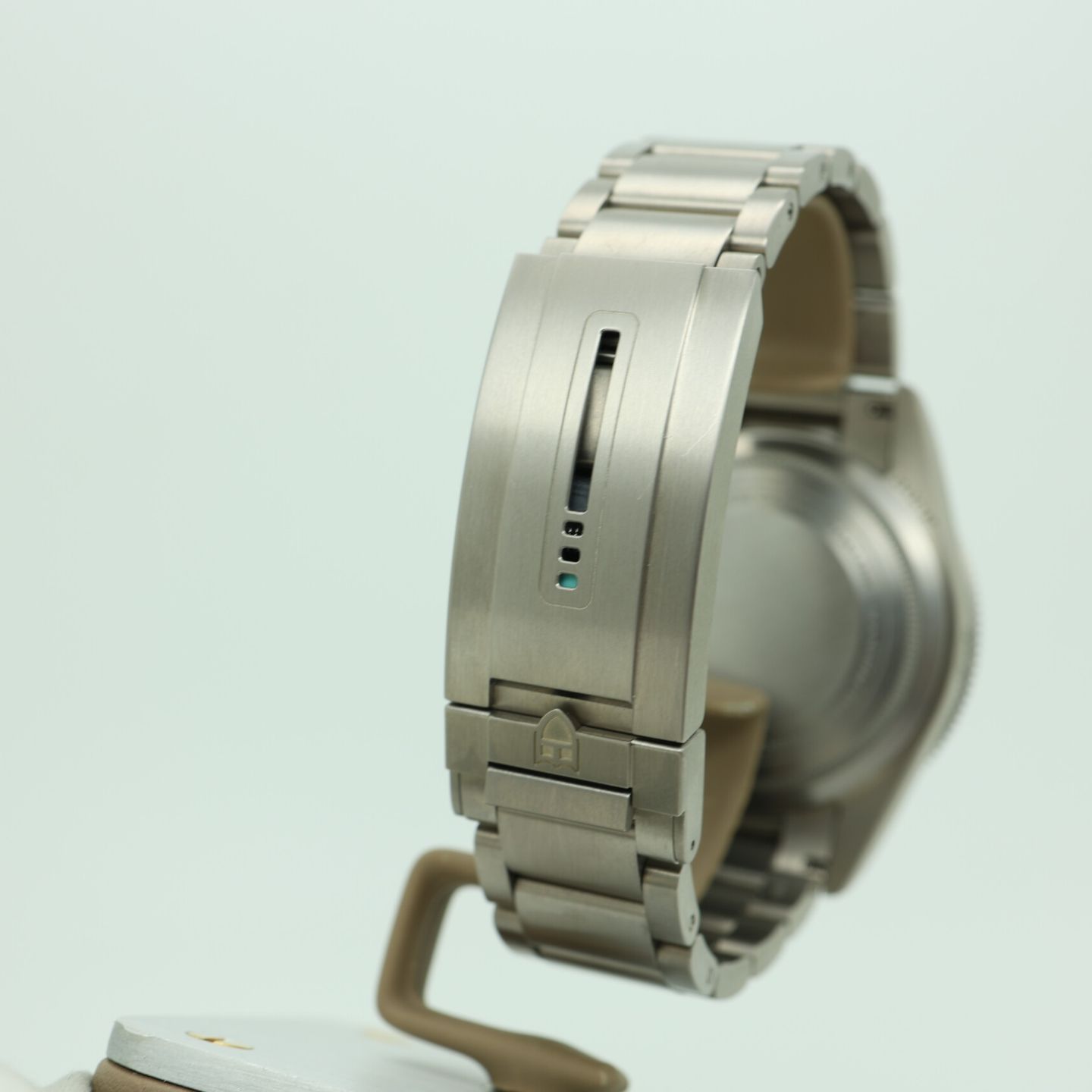 Tudor Pelagos 2543C1A7NU (2025) - Zwart wijzerplaat 43mm Titanium (8/8)