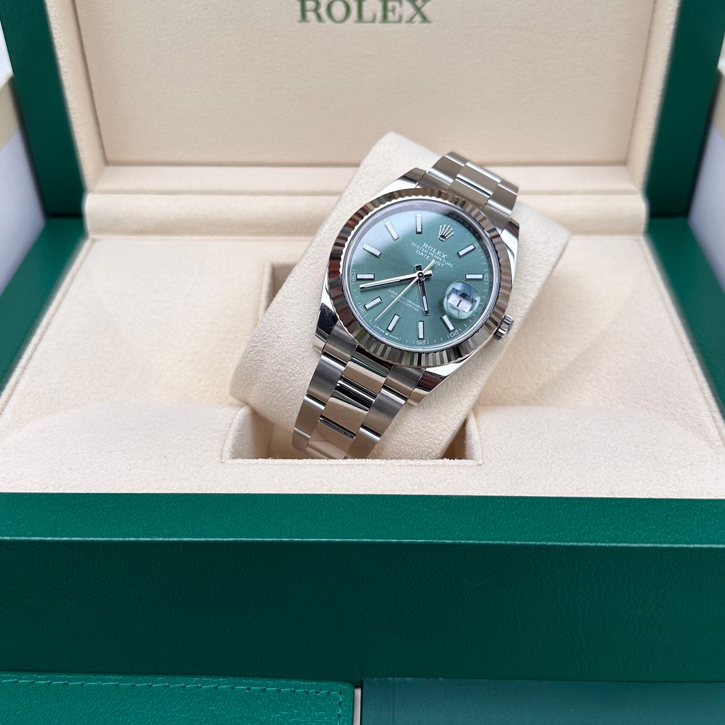 Rolex Datejust 41 126334 (2023) - Green dial 41 mm Steel case (5/8)