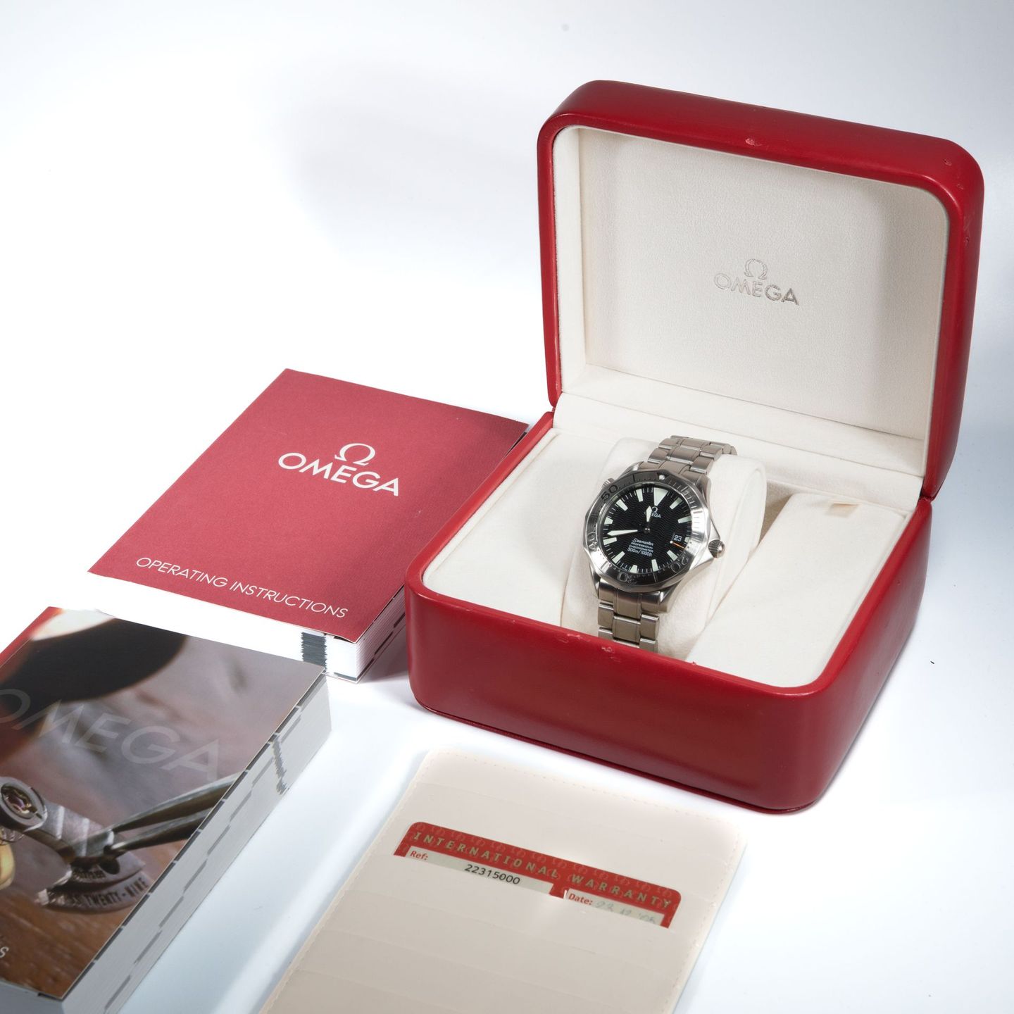 Omega Seamaster Diver 300 M 2231.50.00 (2005) - Black dial 41 mm Titanium case (2/5)