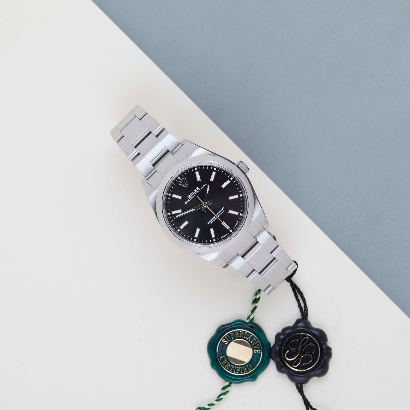 Rolex Oyster Perpetual 39 114300 - (2/8)