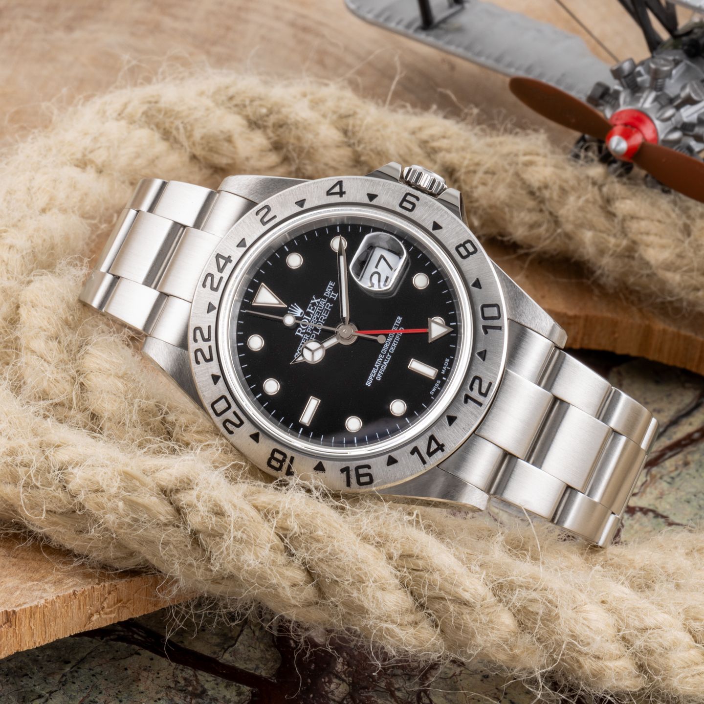 Rolex Explorer II 16570T - (2/8)