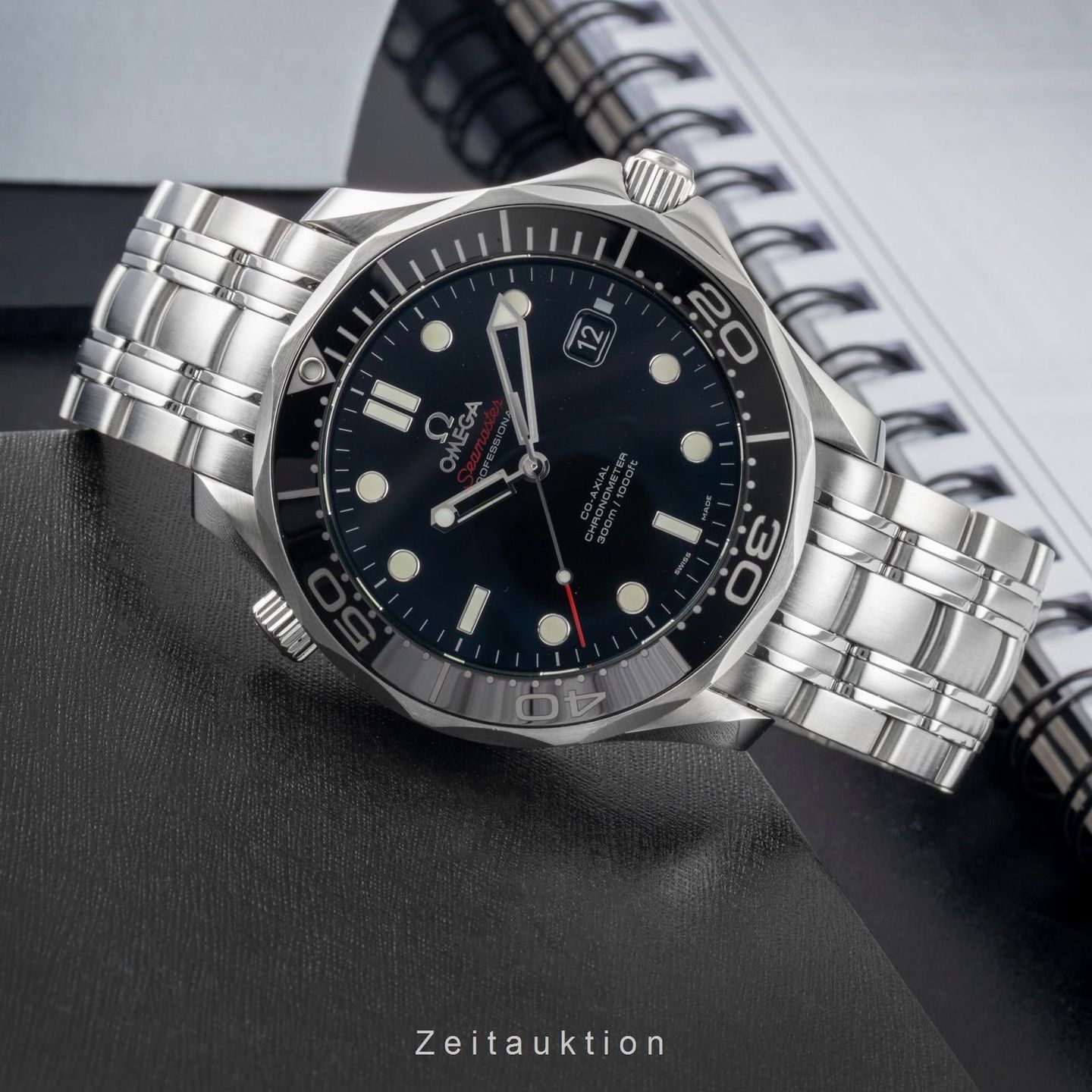 Omega Seamaster Diver 300 M 212.30.41.20.01.003 (Unknown (random serial)) - Black dial 41 mm Steel case (2/8)