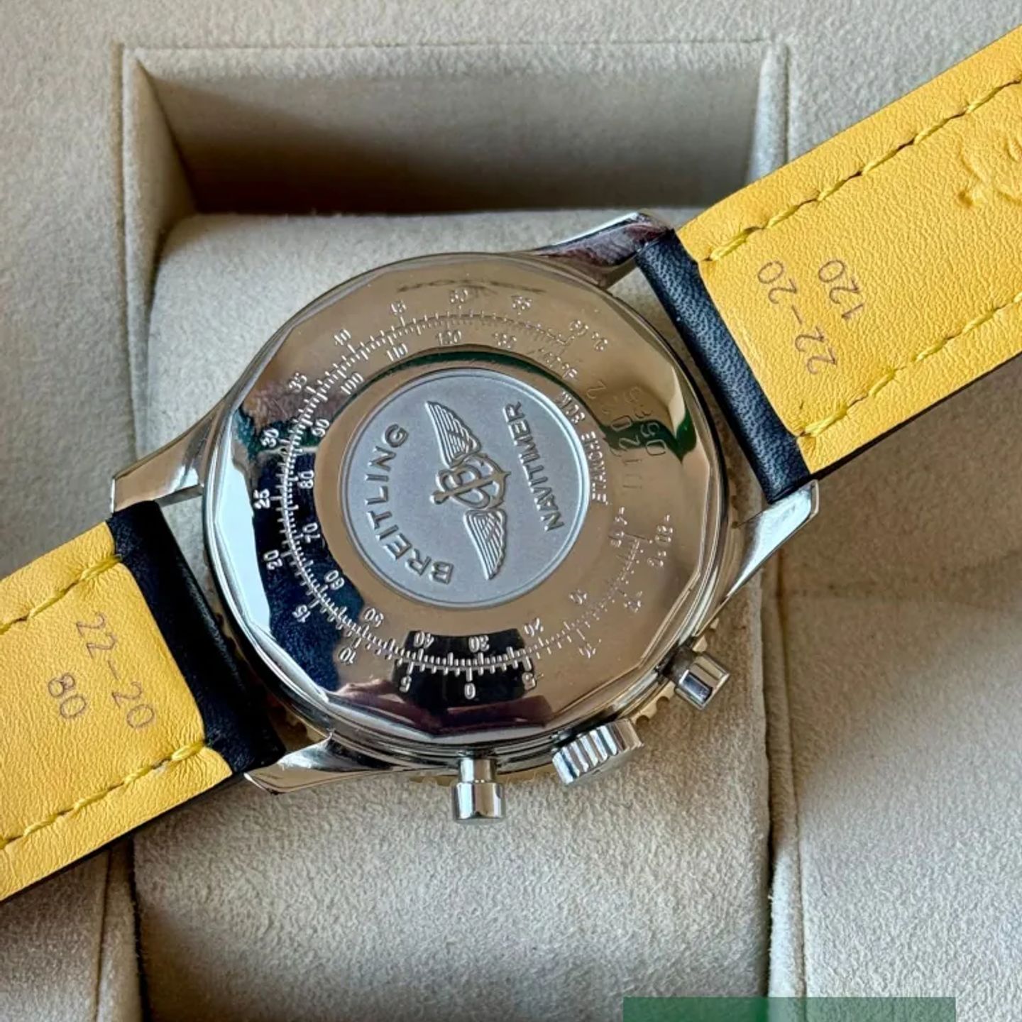 Breitling Navitimer Cosmonaute D12022 - (8/8)