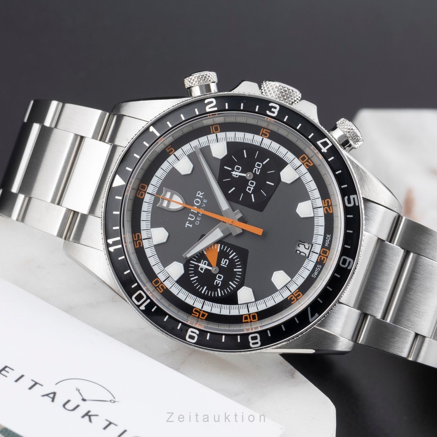 Tudor Heritage Chrono 70330N (Onbekend (willekeurig serienummer)) - Grijs wijzerplaat 42mm Staal (2/8)